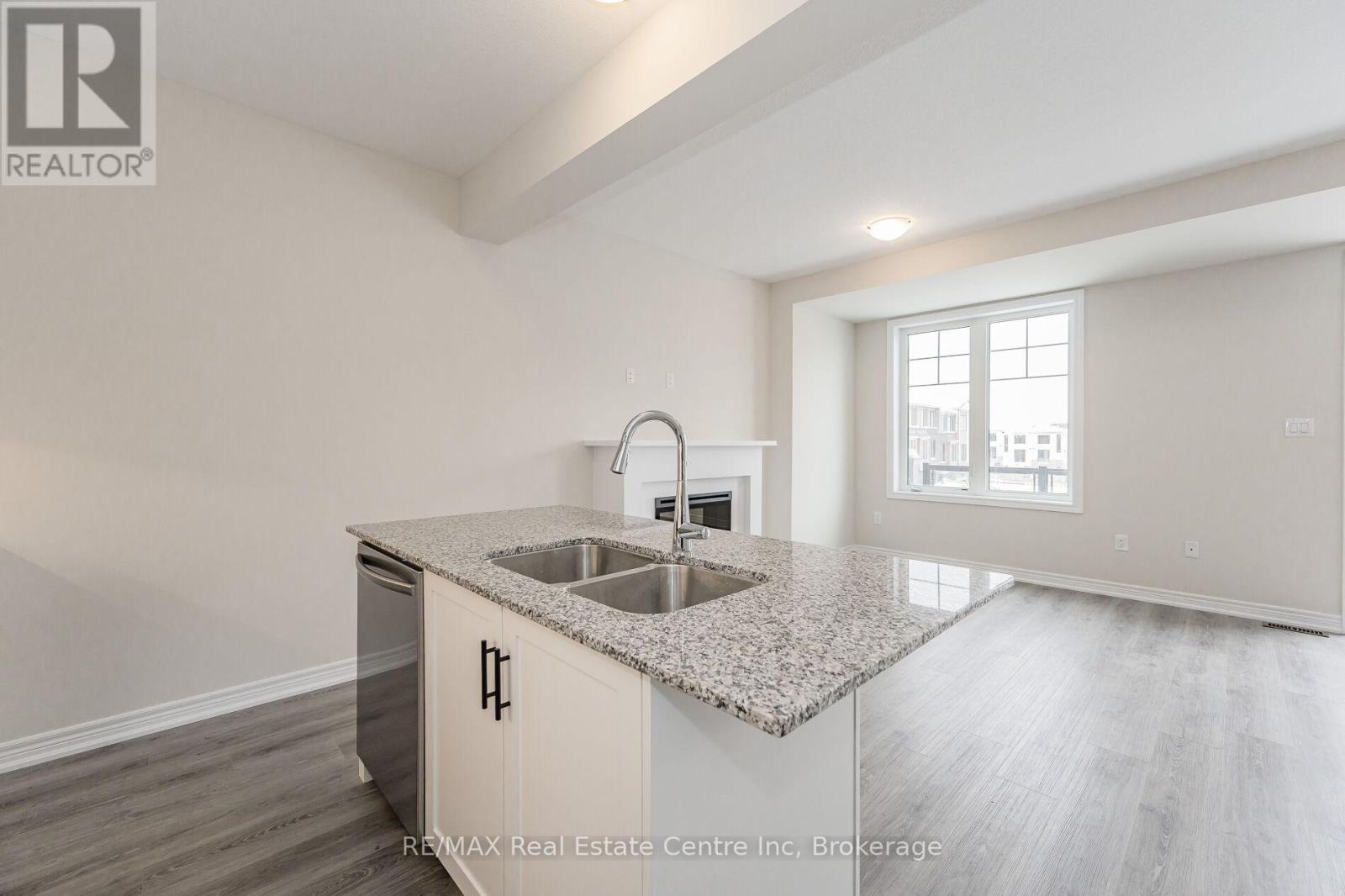 88 - 10 Birmingham Drive, Cambridge, Ontario  N1R 0C6 - Photo 9 - X12784652