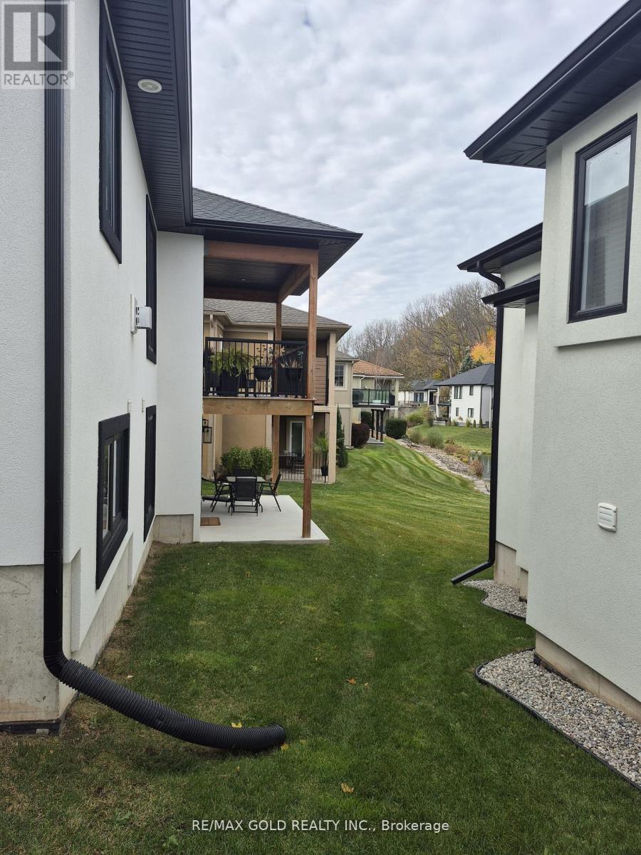 11 - 5 John Pound Road, Tillsonburg, Ontario  N4G 5X3 - Photo 27 - X12784438