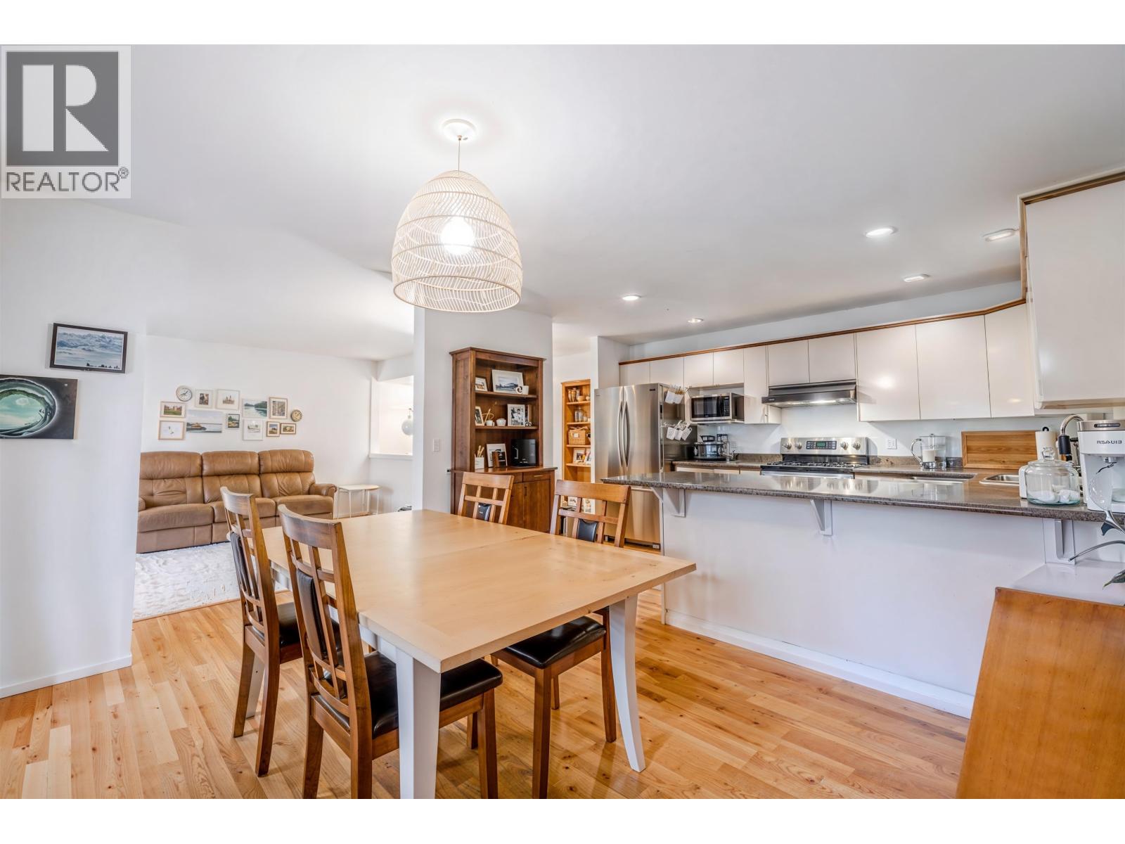 7 1158 Carmel Place, Squamish, British Columbia  V0N 1H0 - Photo 4 - R3064181