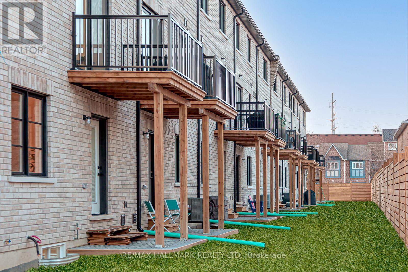 1802 Stallion Chase, Pickering, Ontario  L1V 0E7 - Photo 25 - E12780894