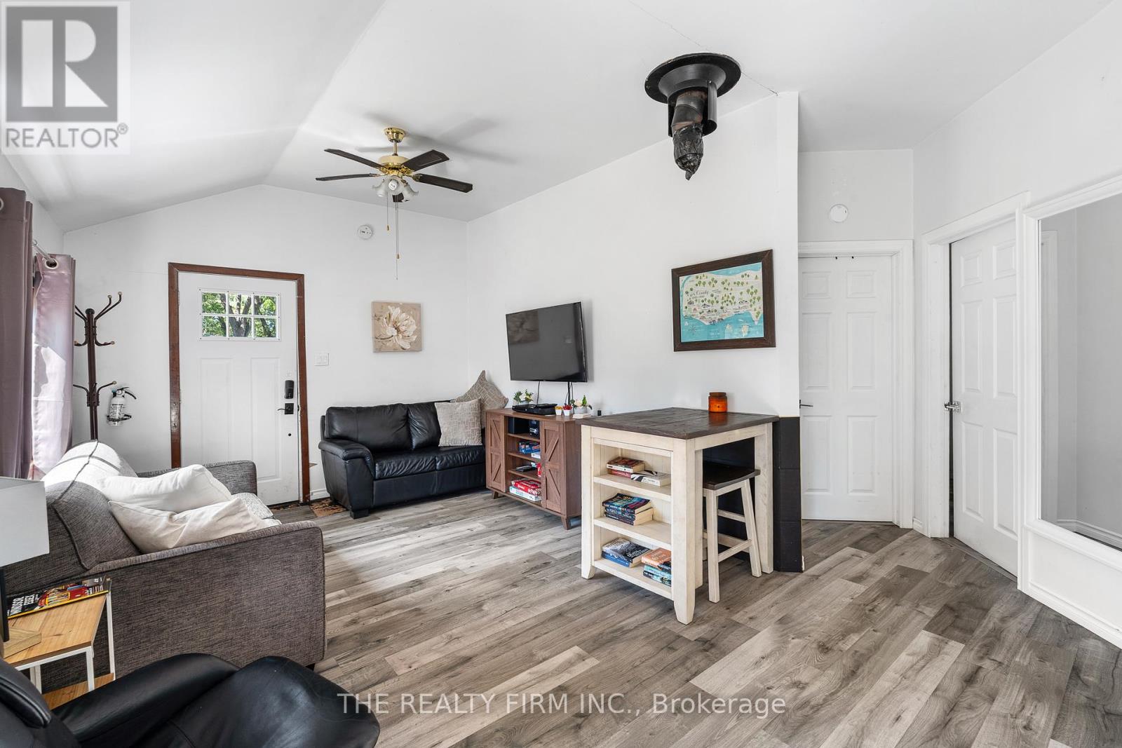 144 Lincoln Court, Essex, Ontario  N0R 1G0 - Photo 11 - X12784656