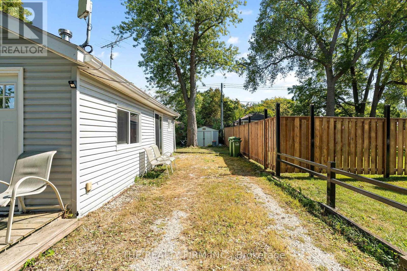 144 Lincoln Court, Essex, Ontario  N0R 1G0 - Photo 31 - X12784656