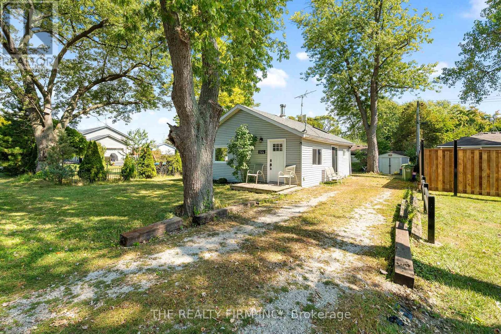 144 Lincoln Court, Essex, Ontario  N0R 1G0 - Photo 6 - X12784656