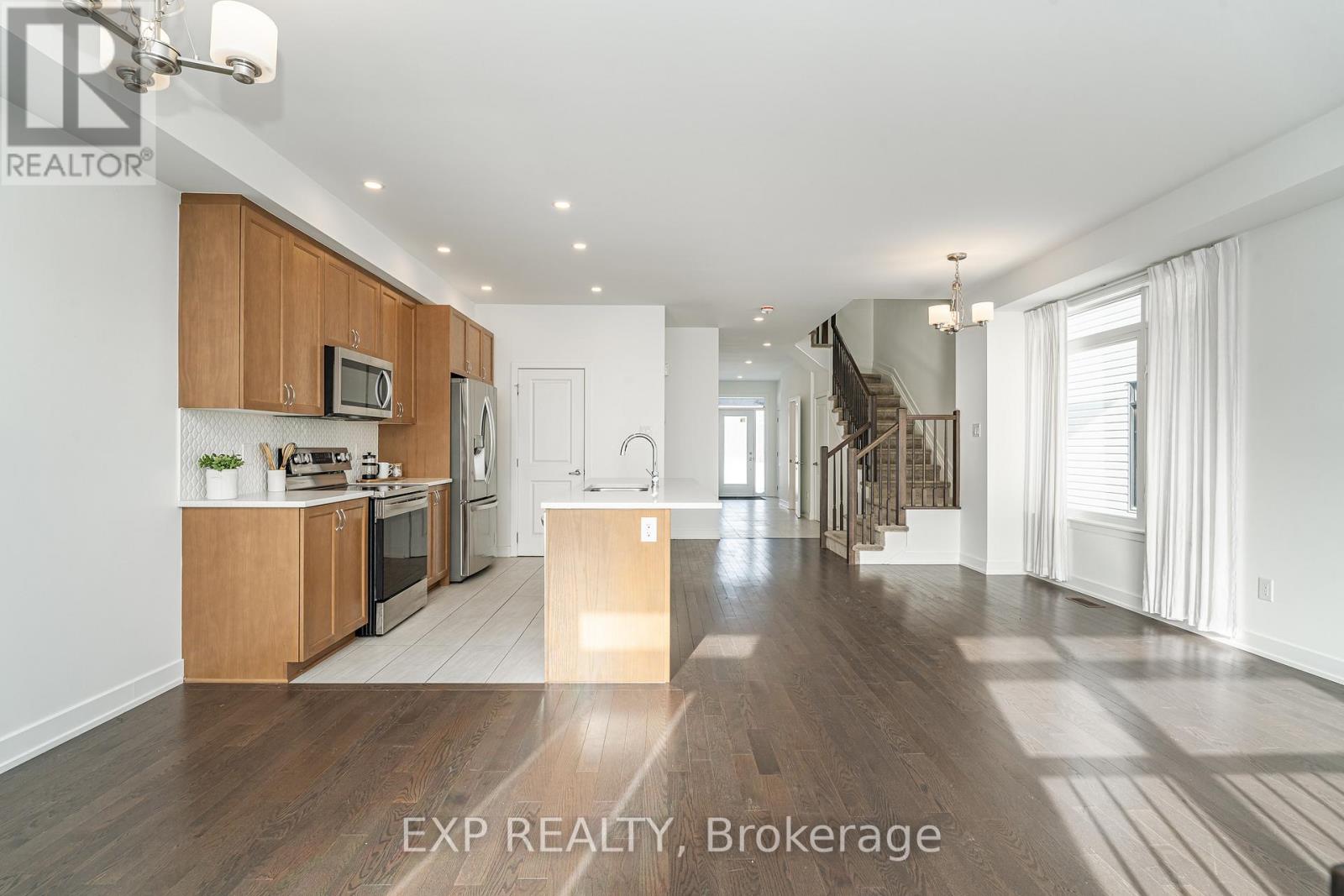 914 Alvarez Lane, Ottawa, Ontario  K1T 0W2 - Photo 10 - X12784468