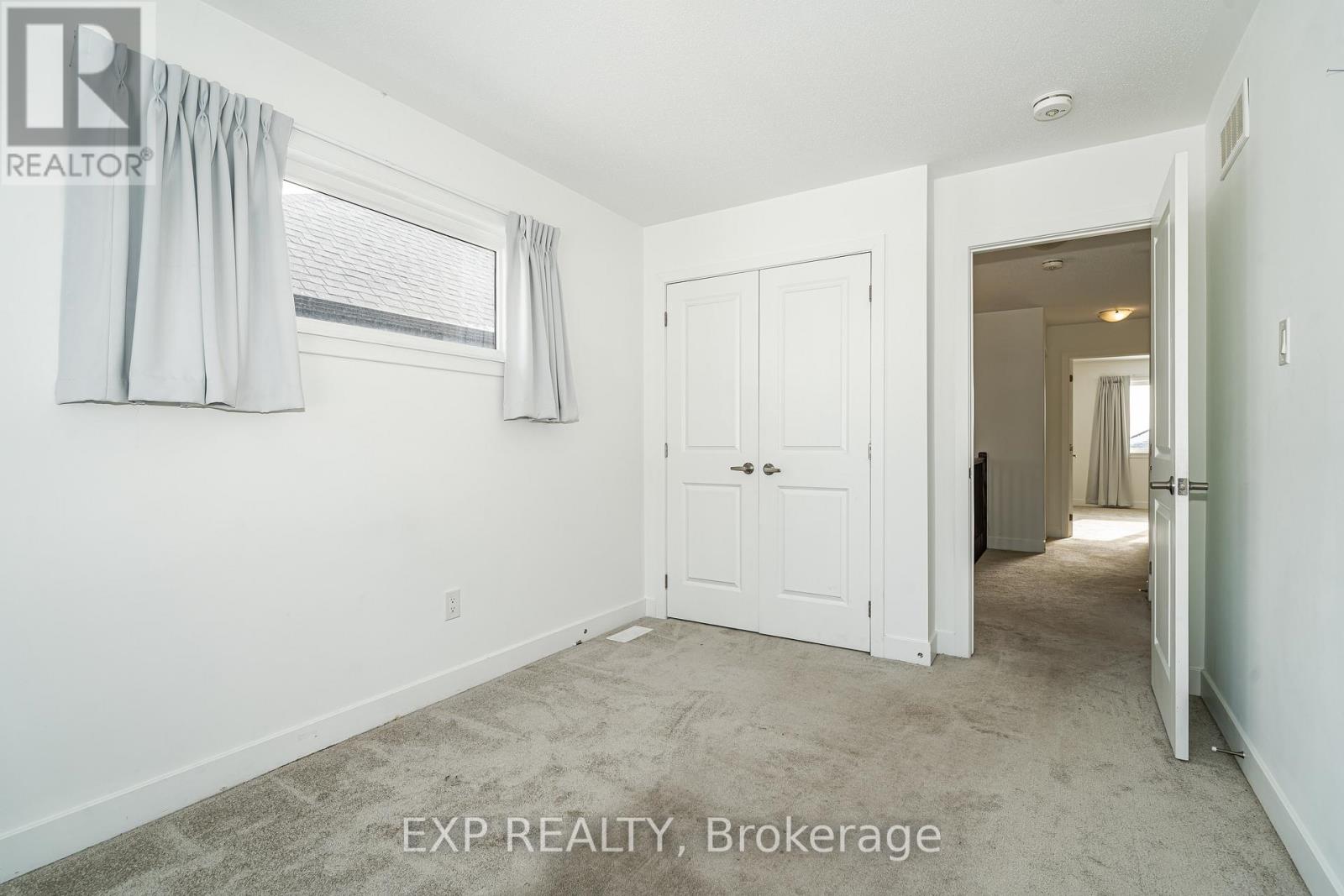 914 Alvarez Lane, Ottawa, Ontario  K1T 0W2 - Photo 23 - X12784468