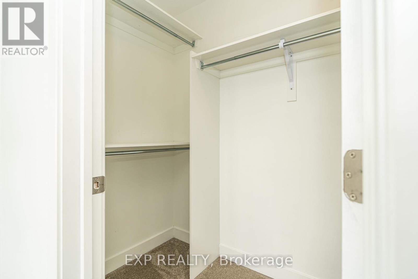 914 Alvarez Lane, Ottawa, Ontario  K1T 0W2 - Photo 30 - X12784468