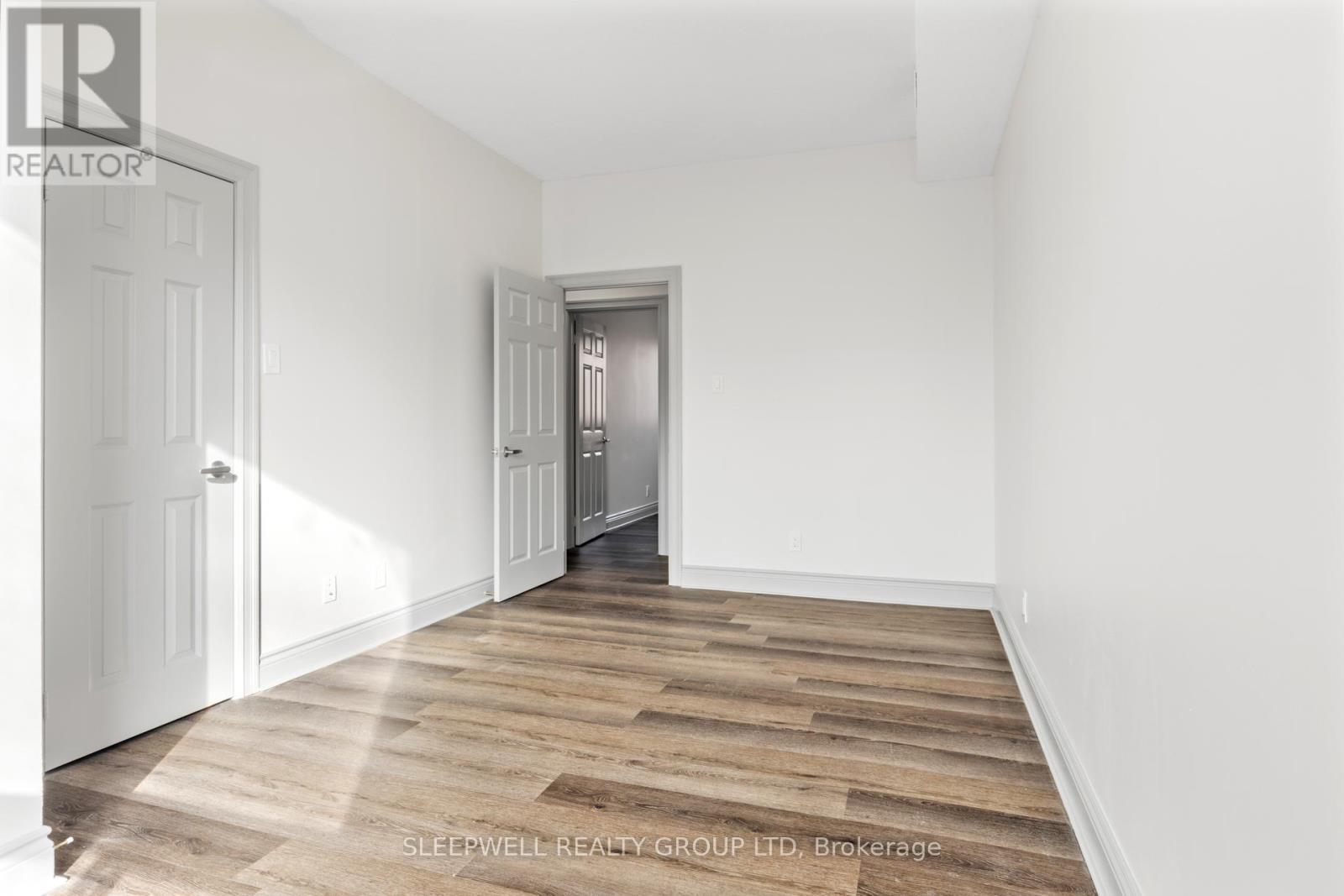 455-457 Somerset Street W, Ottawa, Ontario  K1R 5J7 - Photo 11 - X12784612