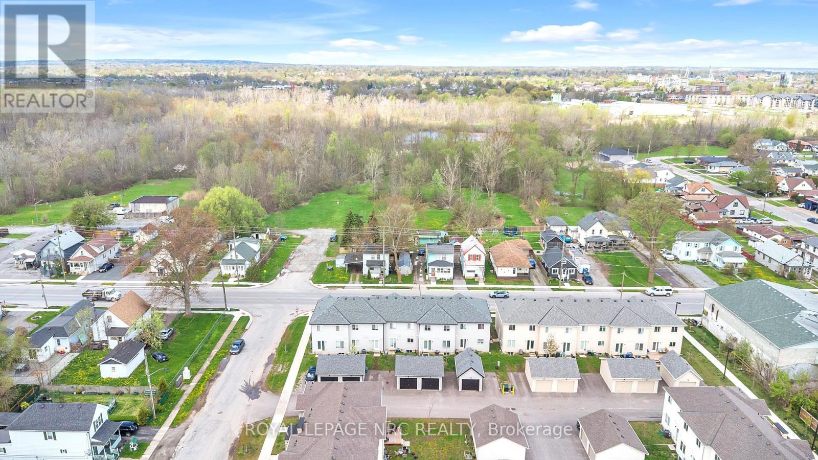 178 Broadway Lane, Welland, Ontario  L3C 5L5 - Photo 48 - X12784514