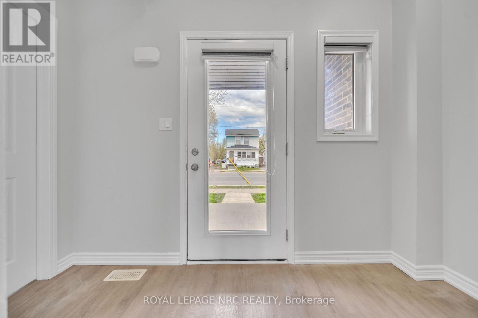 178 Broadway Lane, Welland, Ontario  L3C 5L5 - Photo 8 - X12784514