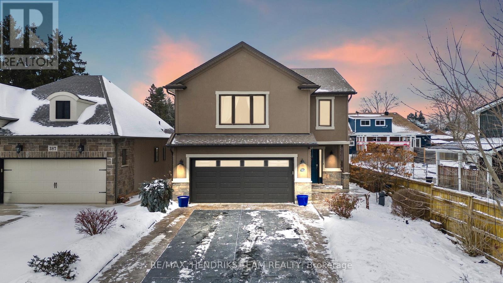 379 Michael Drive, Welland, Ontario  L3C 0A5 - Photo 1 - X12784646