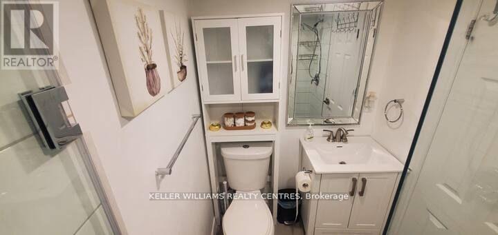 Lower - 17 Oak Park Avenue, Toronto, Ontario  M4C 4L6 - Photo 5 - E12687800