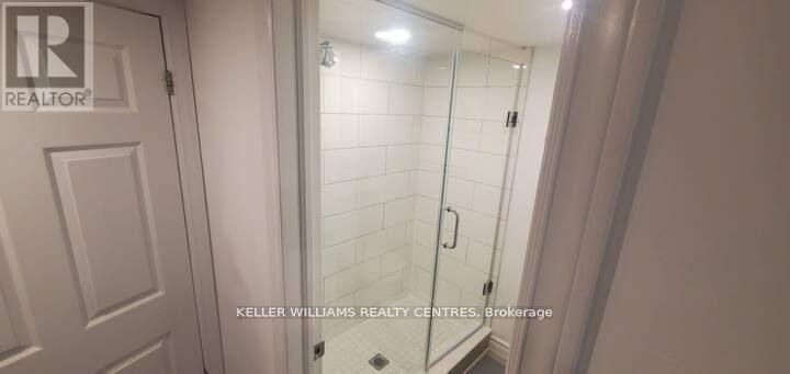 Lower - 17 Oak Park Avenue, Toronto, Ontario  M4C 4L6 - Photo 6 - E12687800