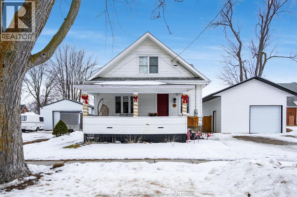 MLS# 26003164: 33 Fort STREET, Tilbury, Canada