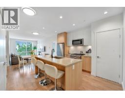 311 707 COMO LAKE AVENUE, Coquitlam, British Columbia