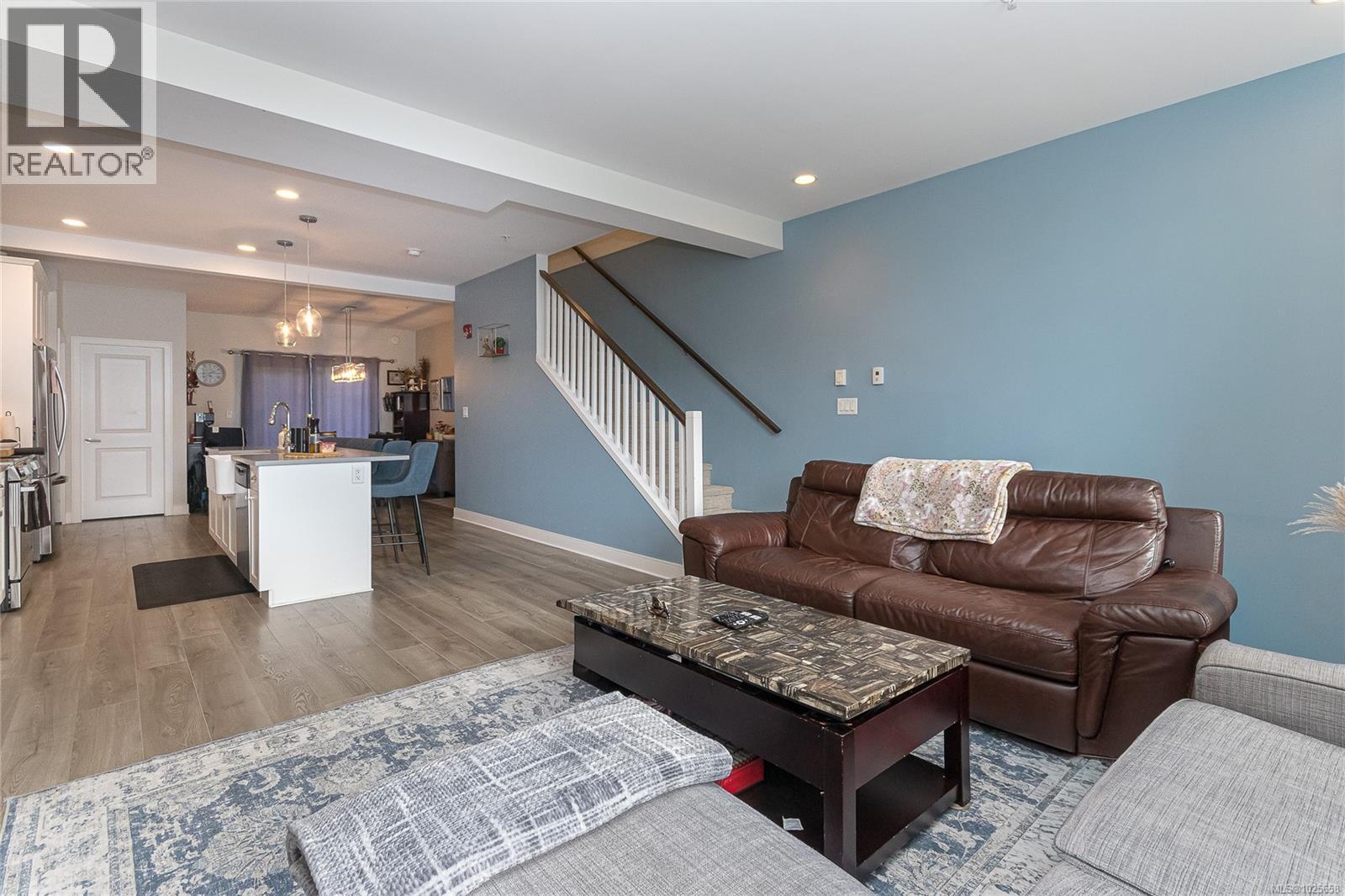 105 1064 Gala Crt, Langford, British Columbia  V9C 0J8 - Photo 5 - 1025658