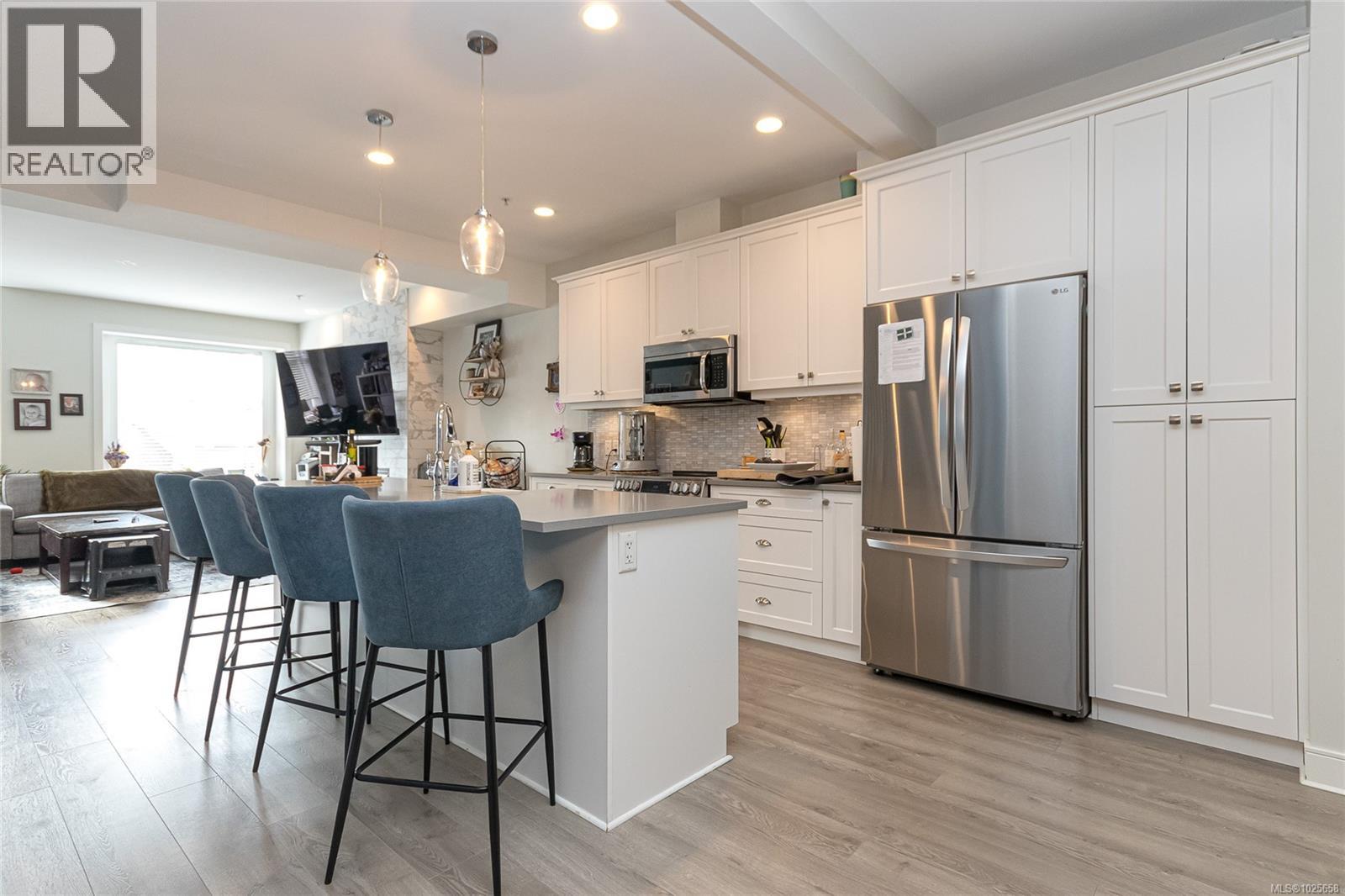 105 1064 Gala Crt, Langford, British Columbia  V9C 0J8 - Photo 9 - 1025658