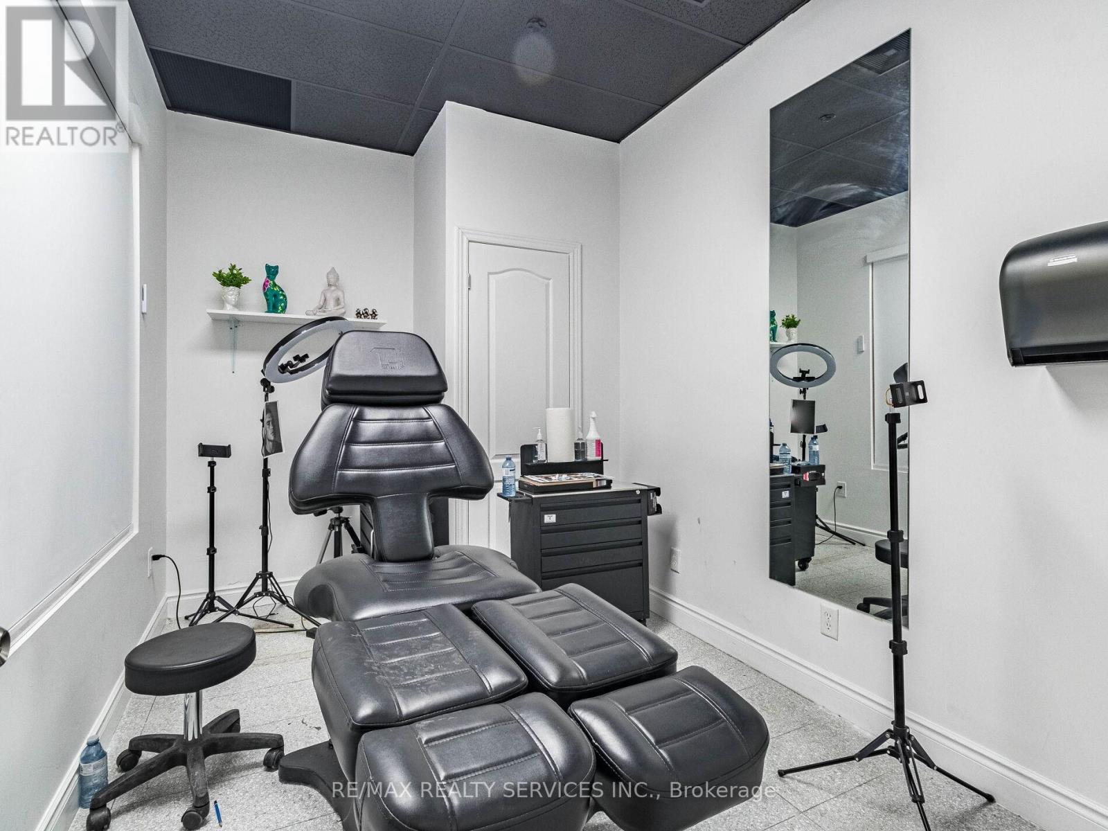 16 - 16 Church Street, Toronto (Waterfront Communities), Ontario  M5E 1M1 - Photo 21 - C12784488