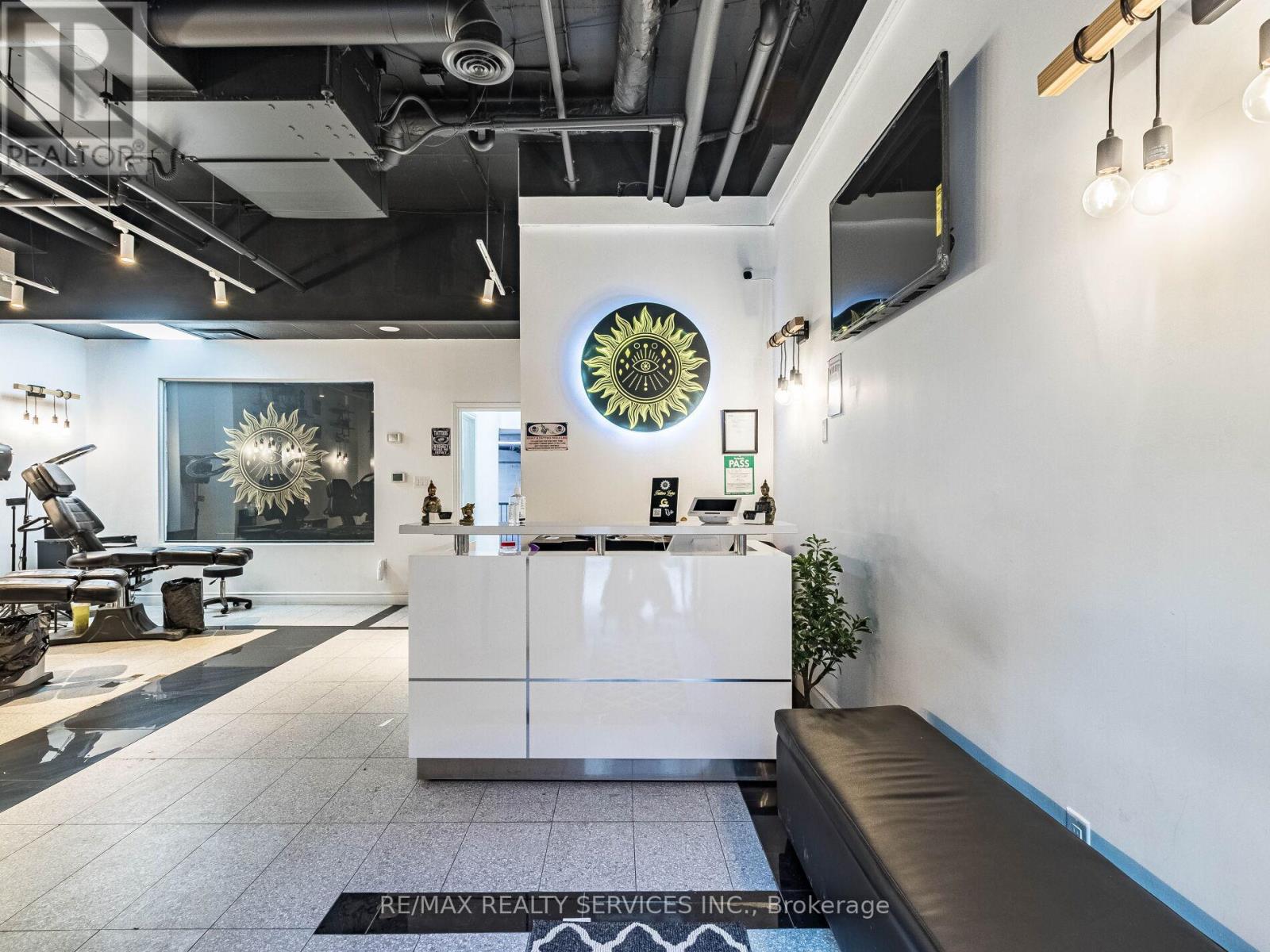 16 - 16 Church Street, Toronto (Waterfront Communities), Ontario  M5E 1M1 - Photo 8 - C12784488