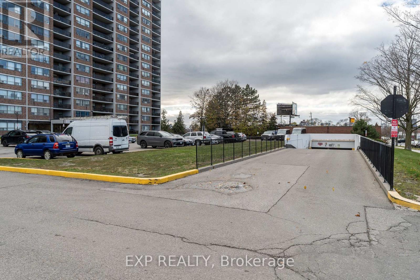 714 - 45 Sunrise Avenue, Toronto, Ontario  M4A 2S3 - Photo 17 - C12784574