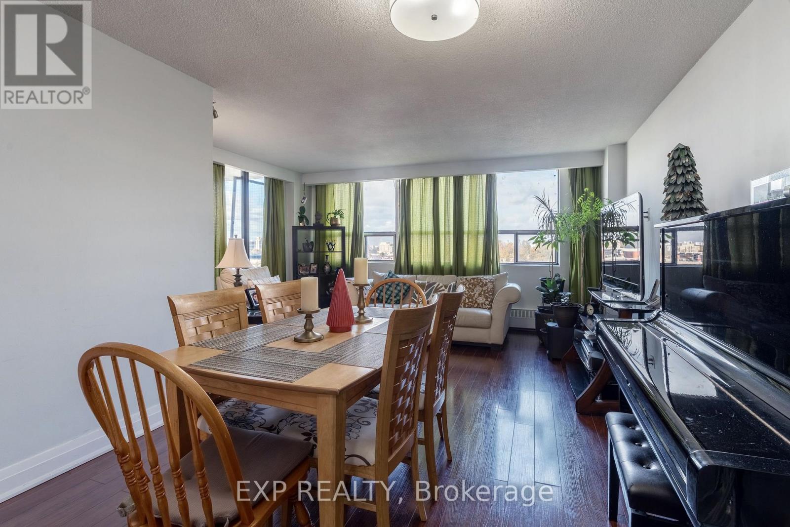 714 - 45 Sunrise Avenue, Toronto, Ontario  M4A 2S3 - Photo 6 - C12784574