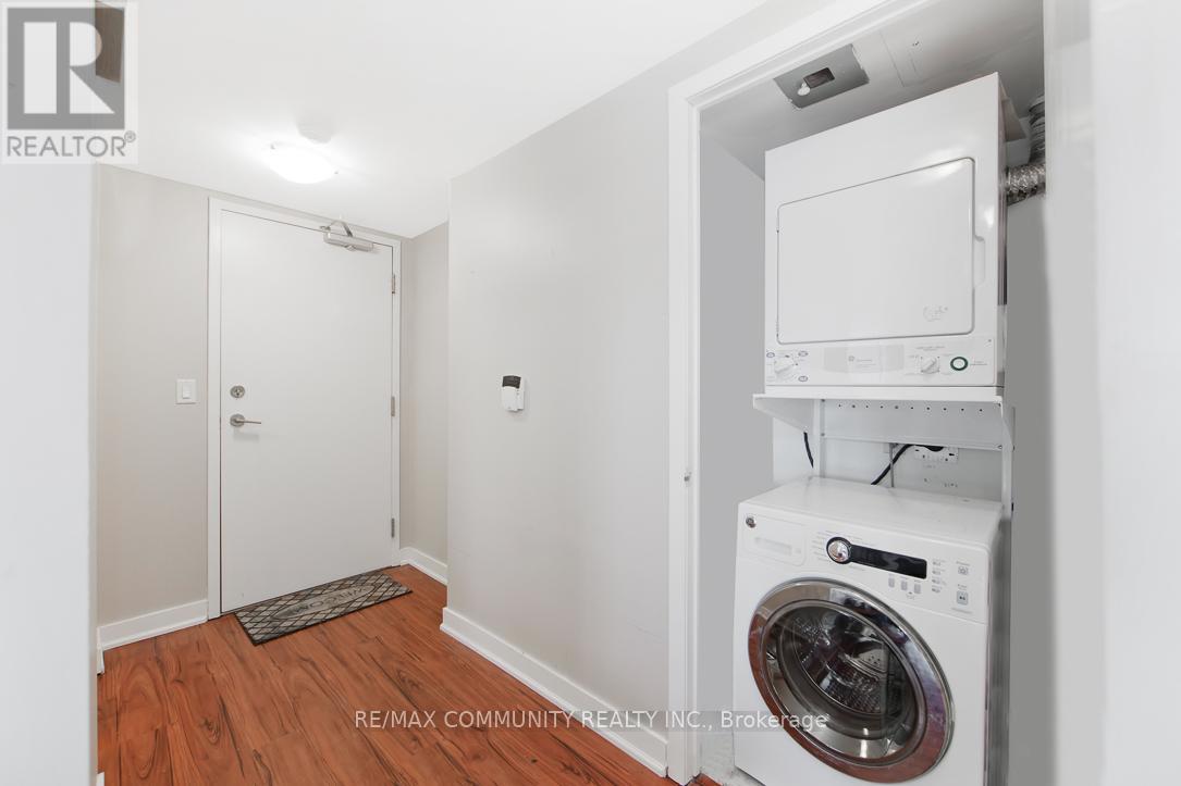 1903 - 38 Lee Centre Drive, Toronto, Ontario  M1H 3J7 - Photo 12 - E12784630