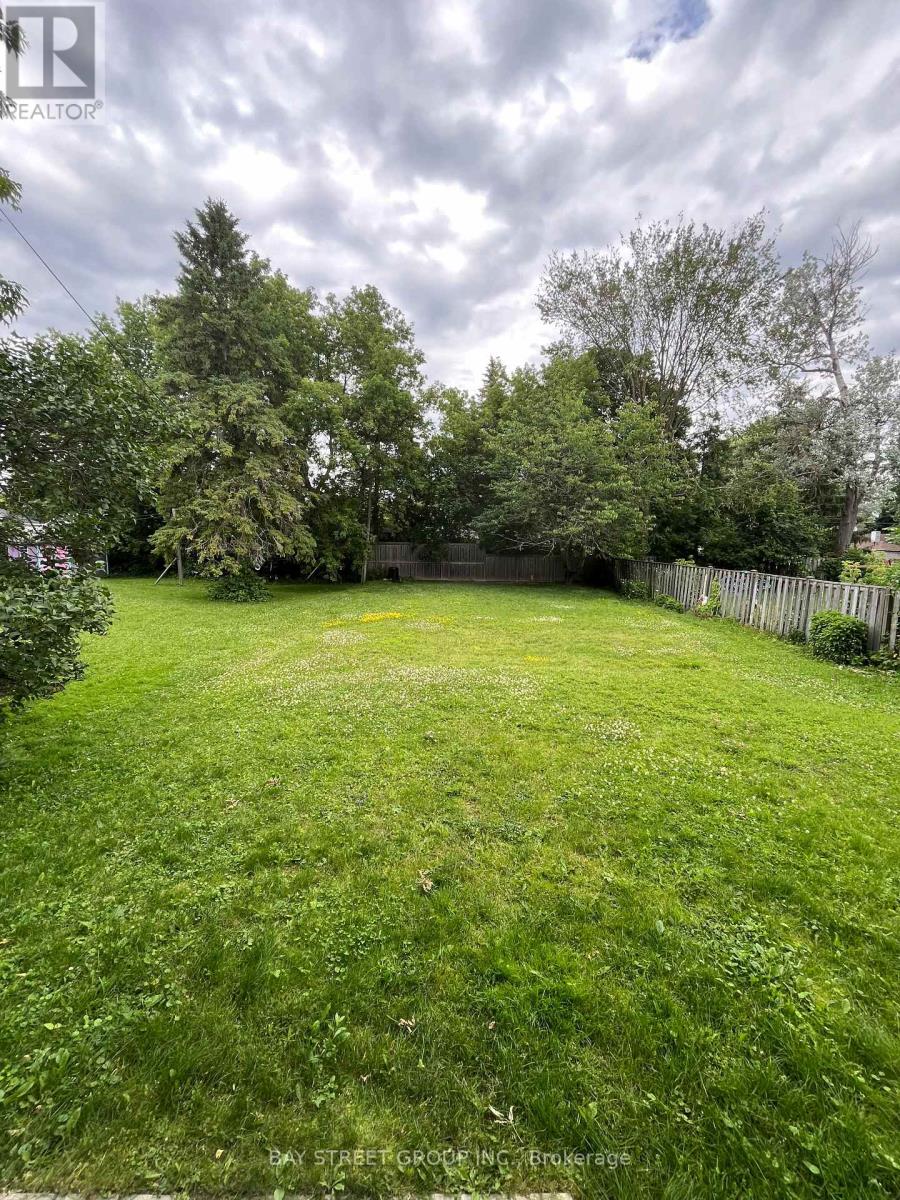 178 Bayview Avenue, Georgina, Ontario  L4P 2S9 - Photo 19 - N12784504