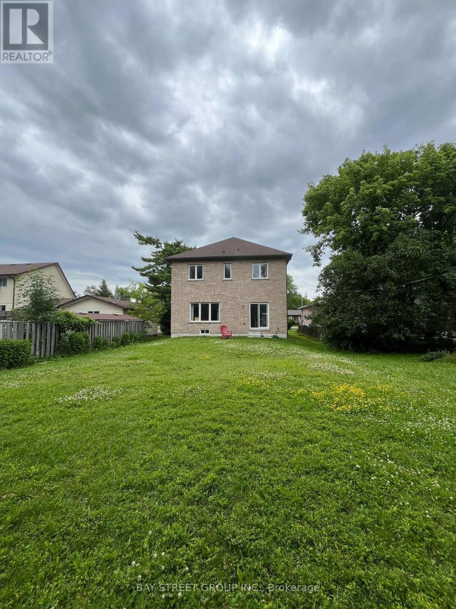 178 Bayview Avenue, Georgina, Ontario  L4P 2S9 - Photo 20 - N12784504