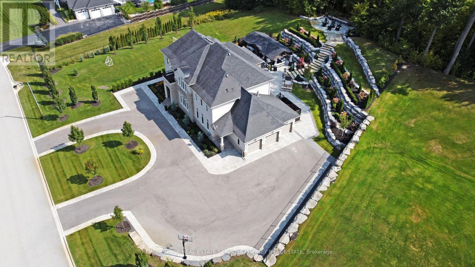 197 Nottingham Forest Road, Bradford West Gwillimbury, Ontario  L3Z 0H2 - Photo 33 - N12784608