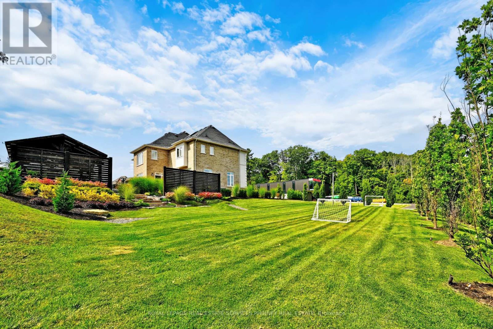 197 Nottingham Forest Road, Bradford West Gwillimbury, Ontario  L3Z 0H2 - Photo 39 - N12784608