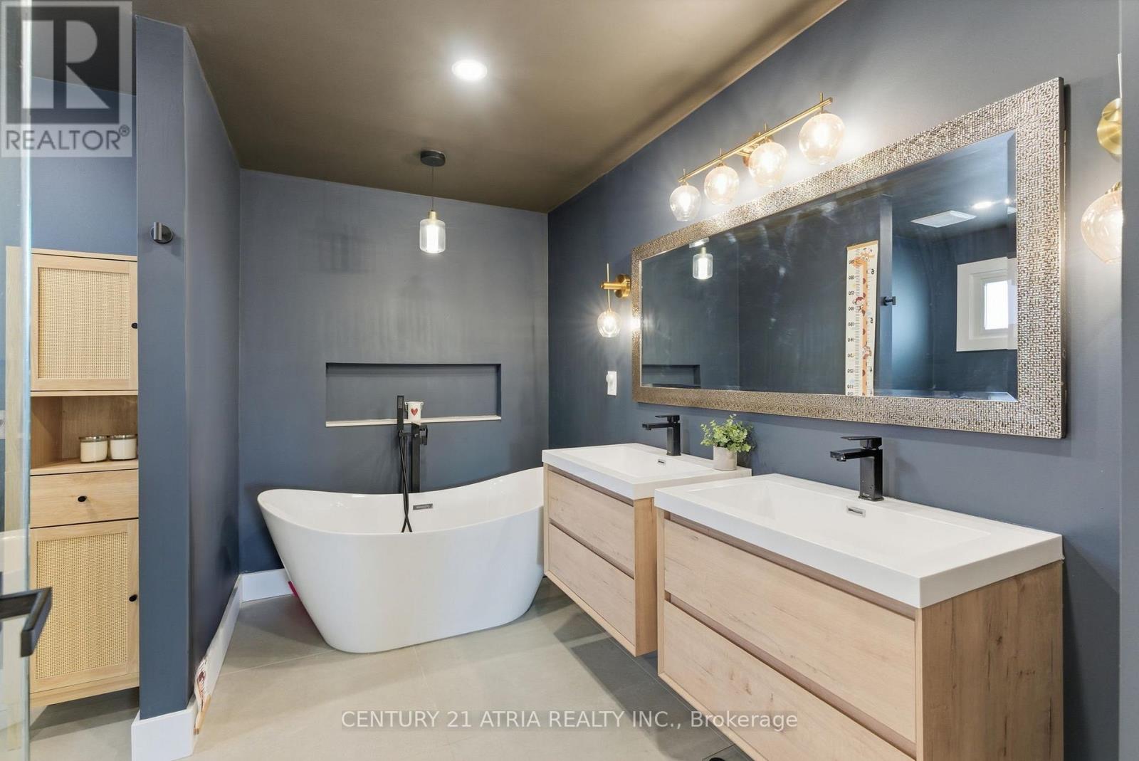 7 Michener Crescent, Markham, Ontario  L3P 6H4 - Photo 18 - N12784638