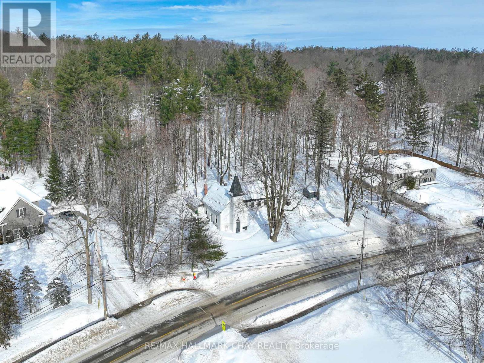 46 Doran Road, Springwater, Ontario  L9X 0L5 - Photo 1 - S12784484