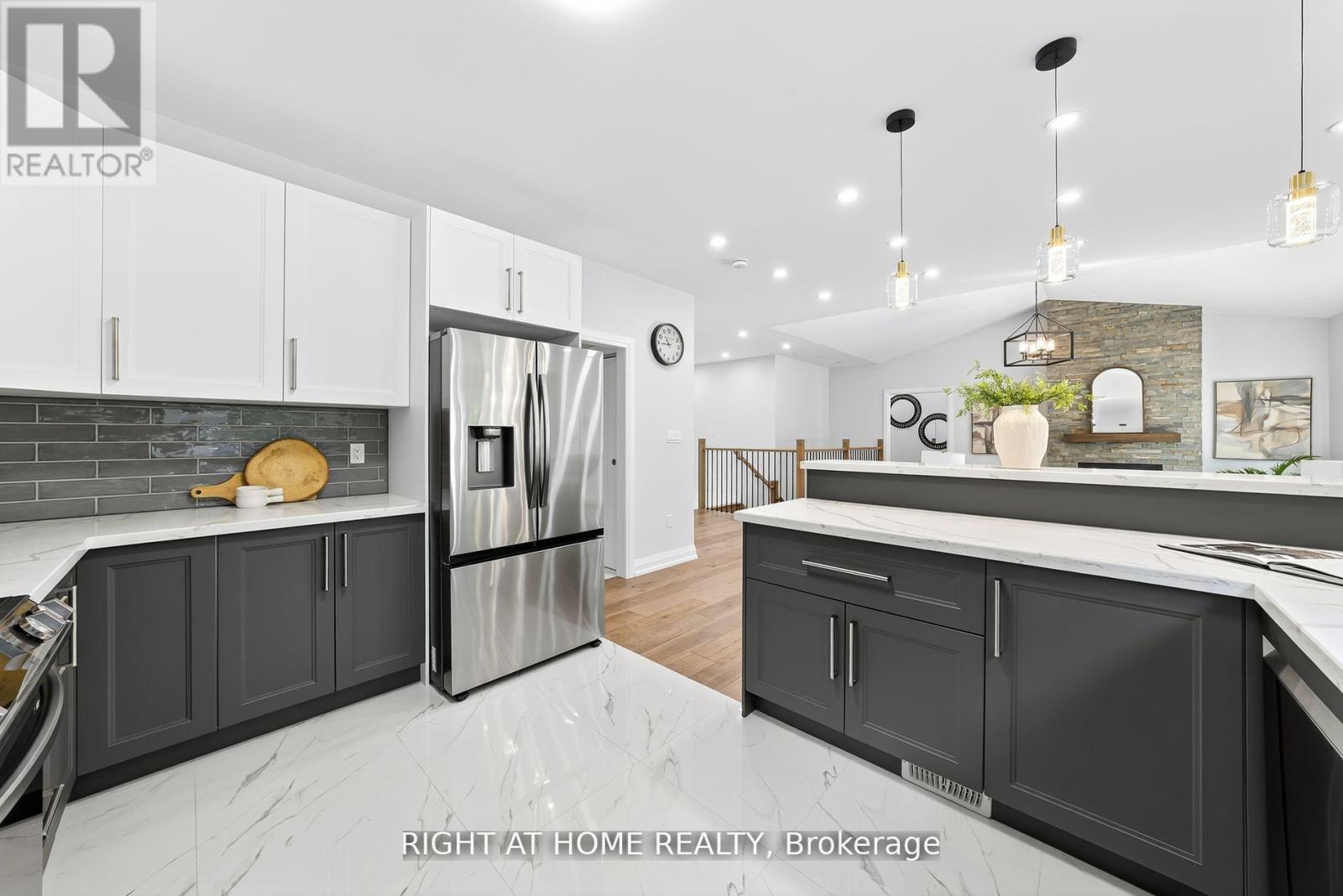 9 Fairlawn Grove, Tiny, Ontario  L9M 0B5 - Photo 11 - S12784648