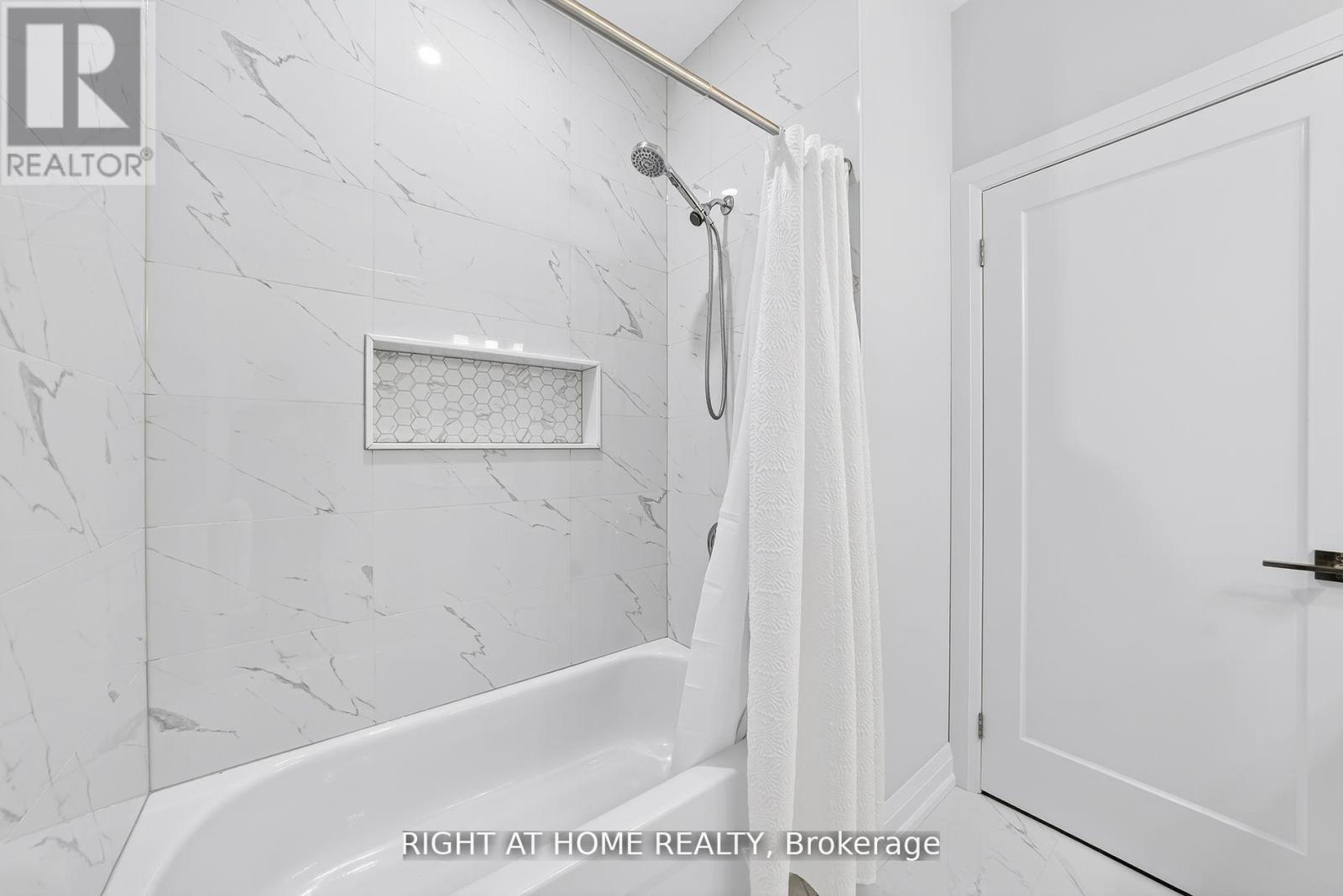 9 Fairlawn Grove, Tiny, Ontario  L9M 0B5 - Photo 23 - S12784648