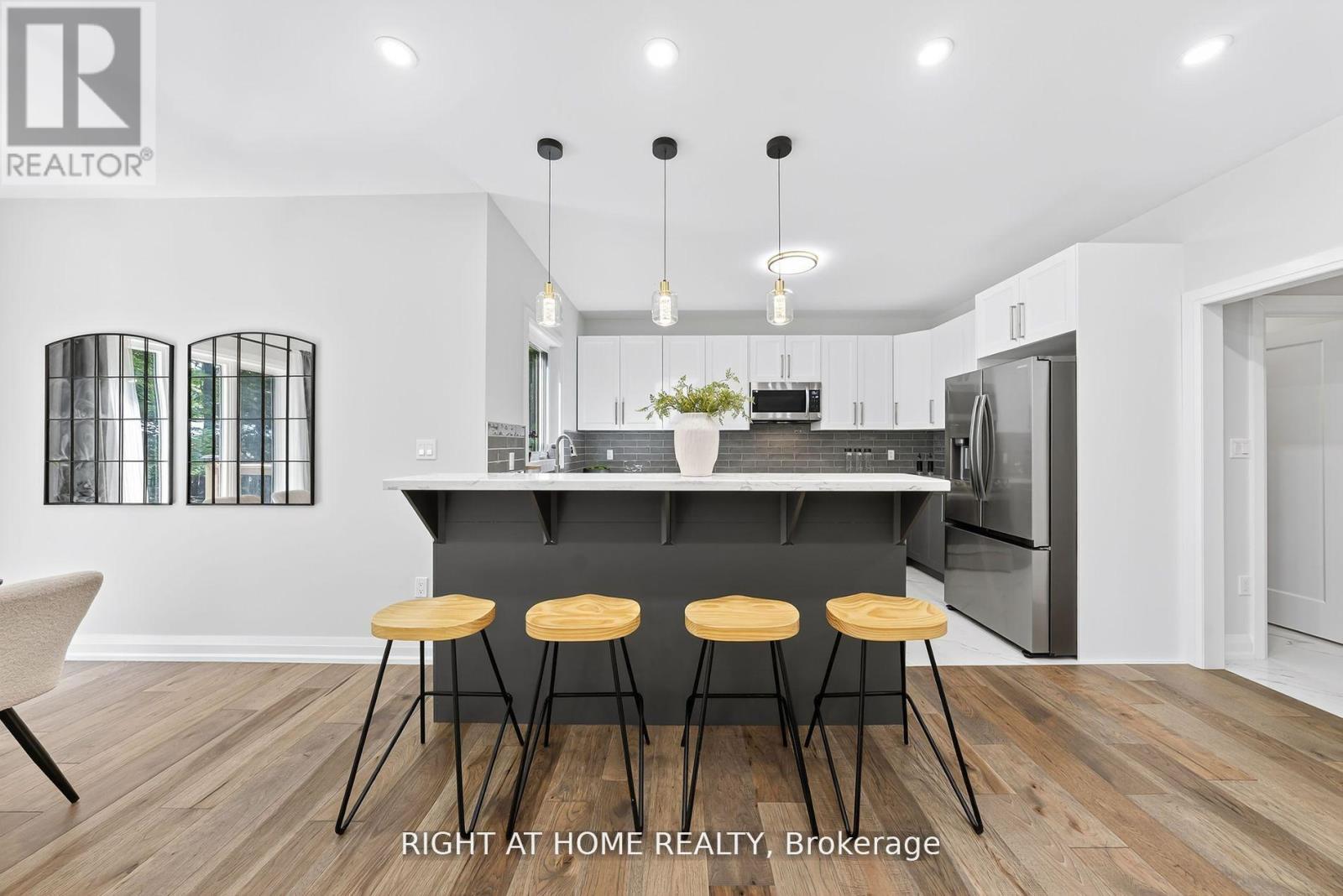 9 Fairlawn Grove, Tiny, Ontario  L9M 0B5 - Photo 8 - S12784648