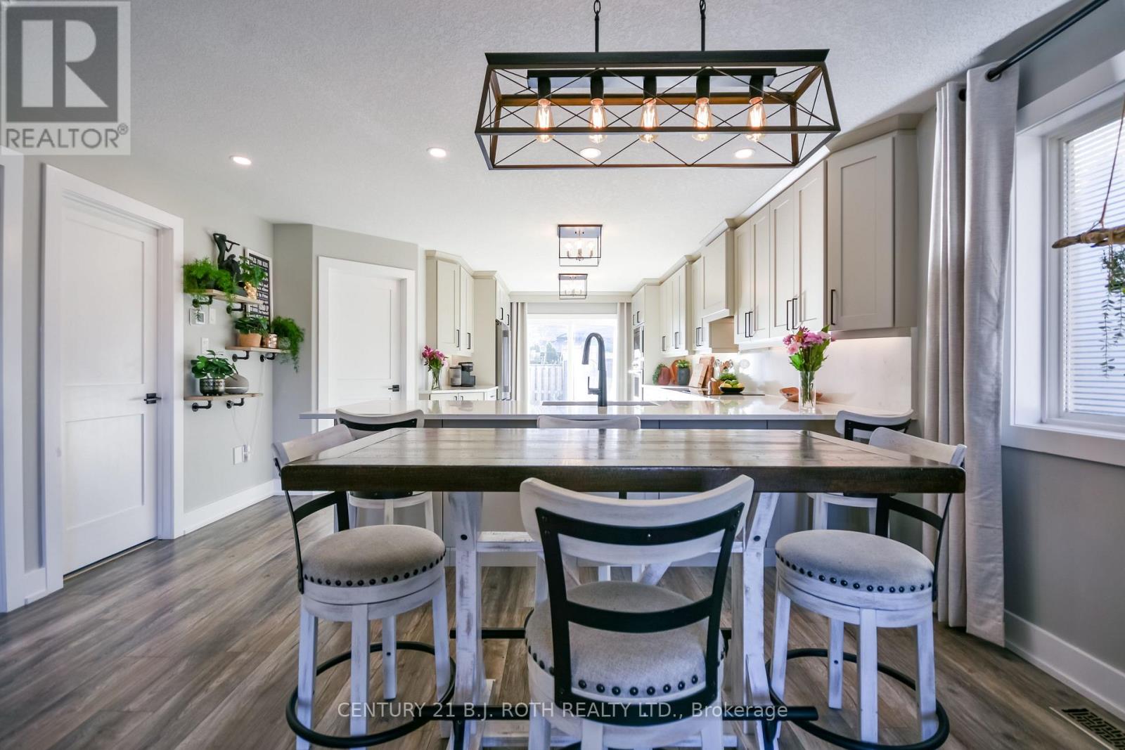 27 Claire Drive, Barrie (Painswick South), Ontario  L4N 5Y1 - Photo 7 - S12784664