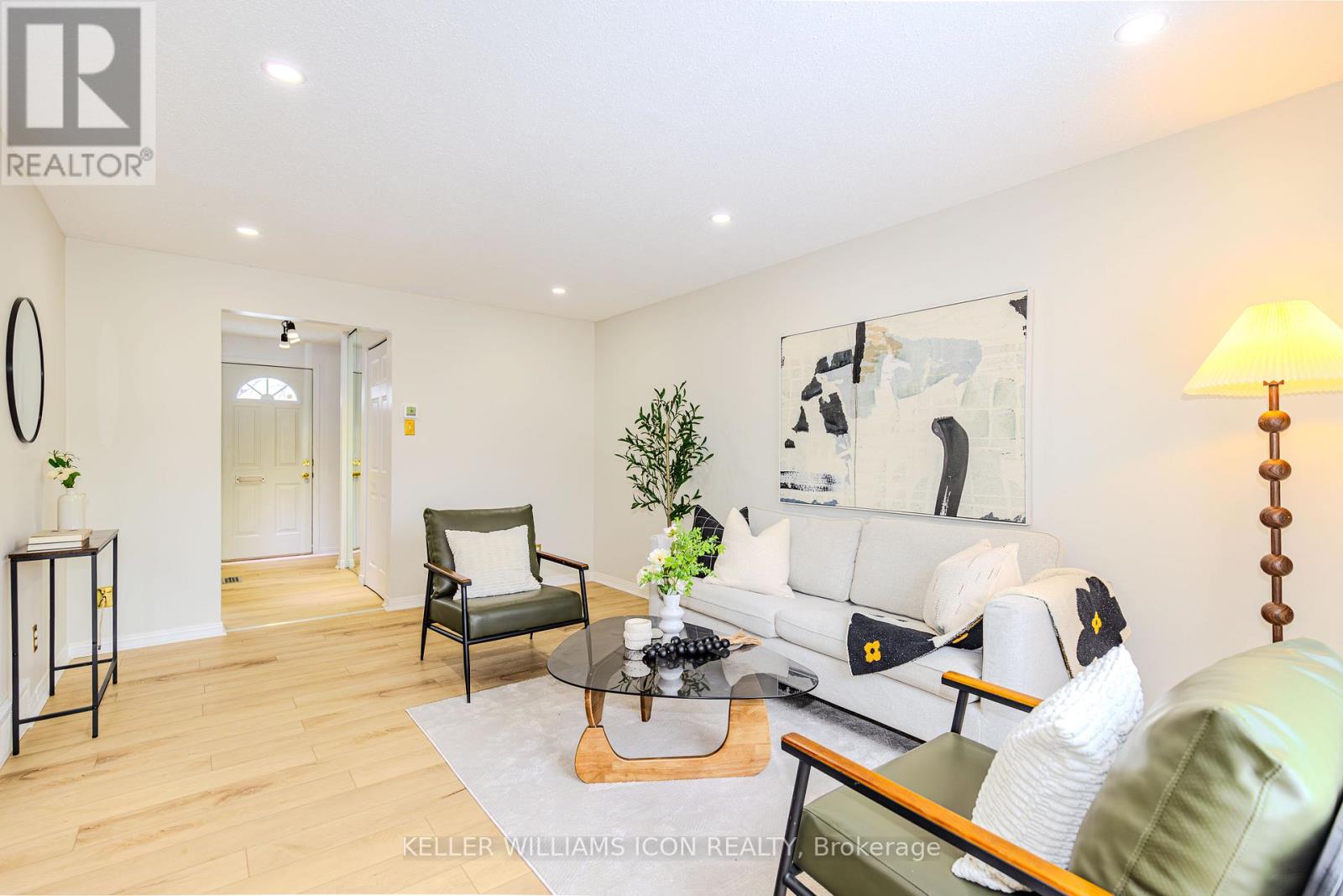 8 Sherway Drive, Ottawa, Ontario  K2J 1N3 - Photo 8 - X12734712