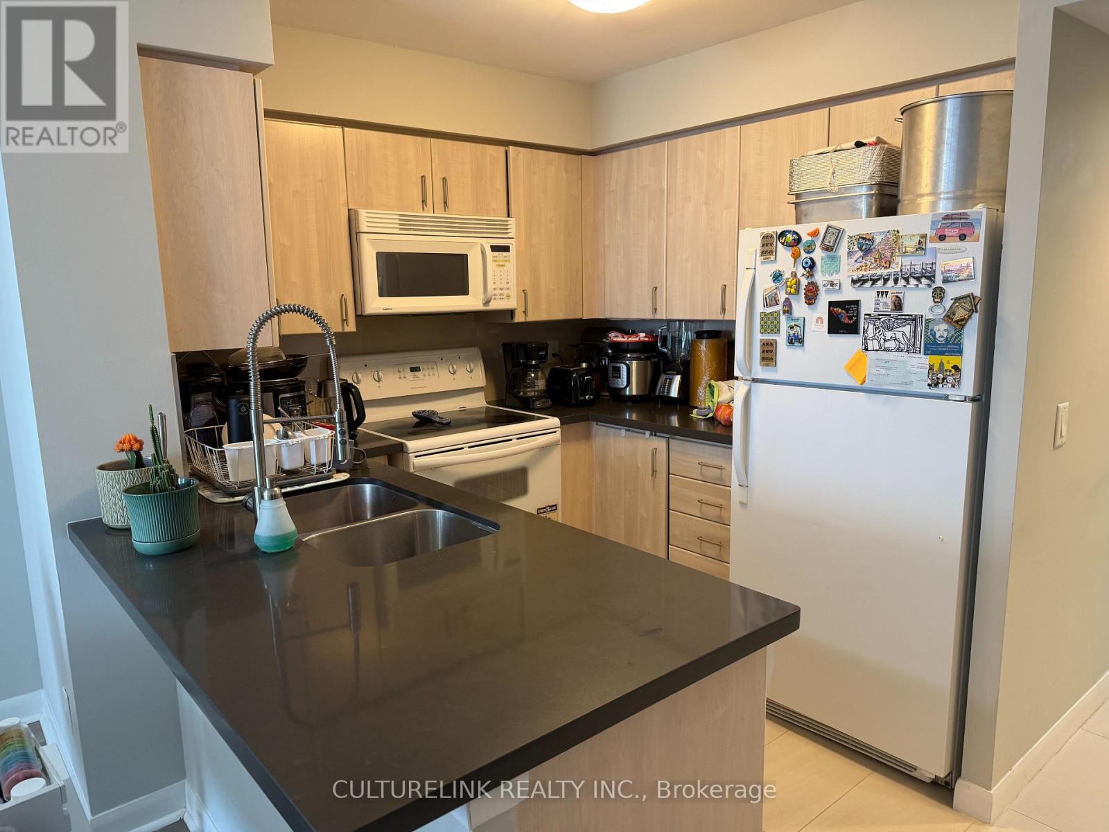 1701 - 4968 Yonge Street, Toronto, Ontario  M2N 7G9 - Photo 8 - C12781198