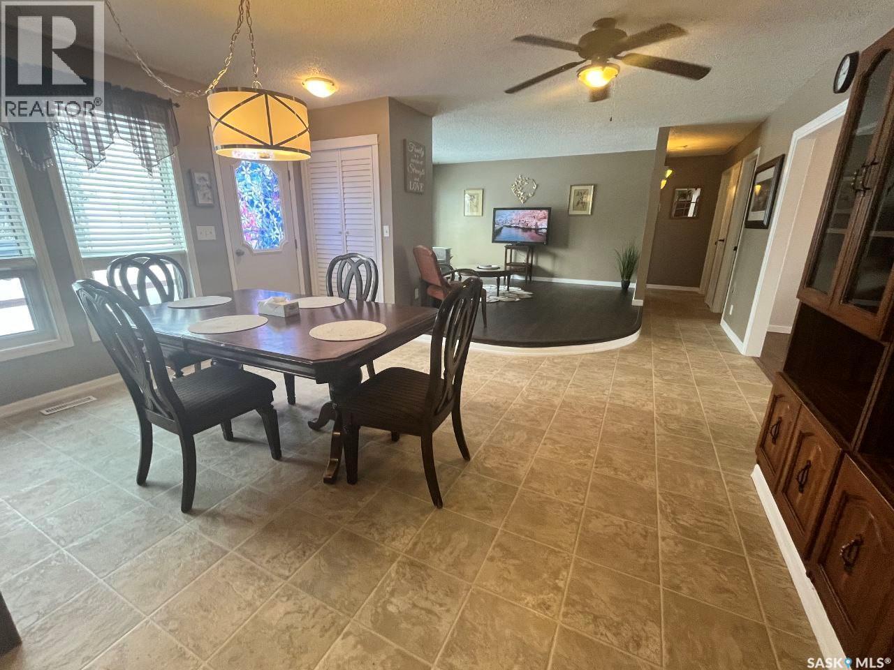 303 2nd Avenue W, Montmartre, Saskatchewan  S0G 3M0 - Photo 7 - SK028445