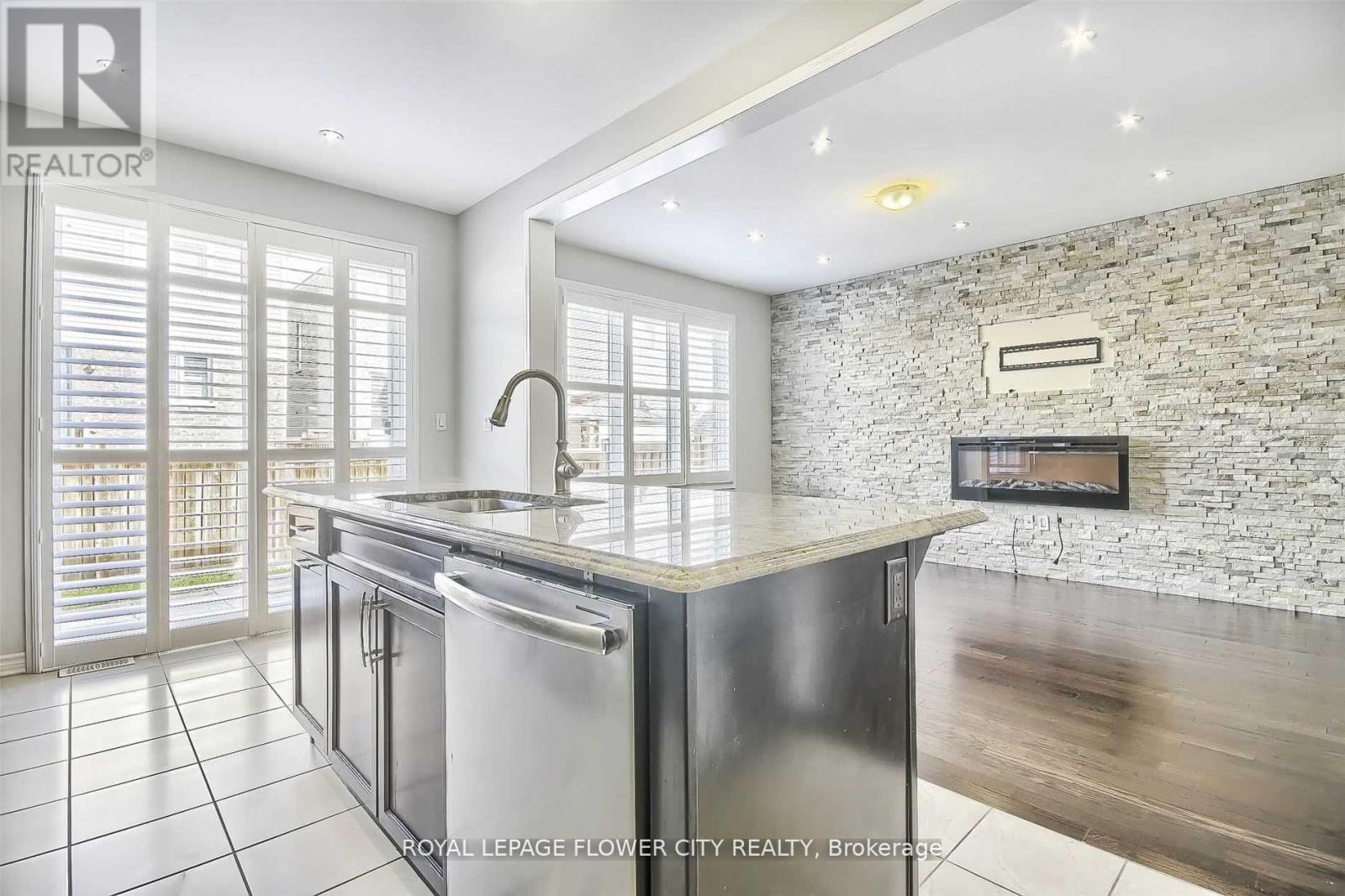 609 Gibson Crescent, Milton, Ontario  L9T 8Z9 - Photo 10 - W12784486