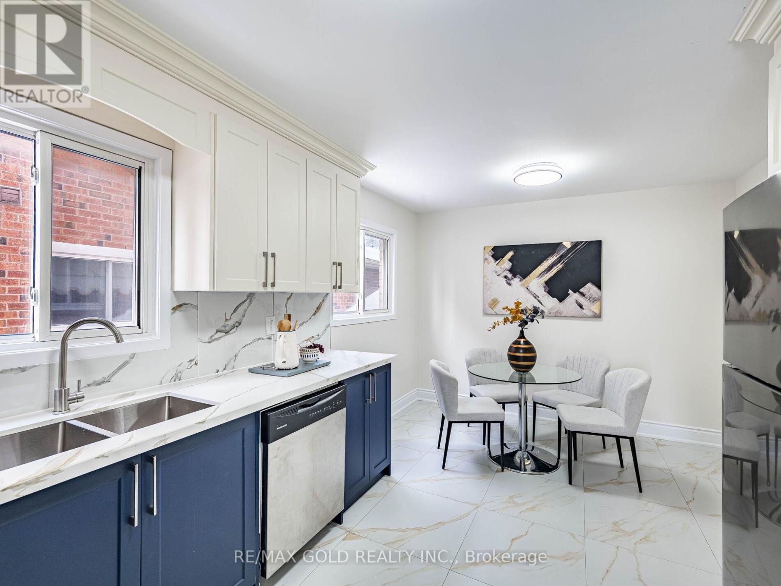 34 Daffodil Place, Brampton, Ontario  L6Y 3B6 - Photo 10 - W12784506