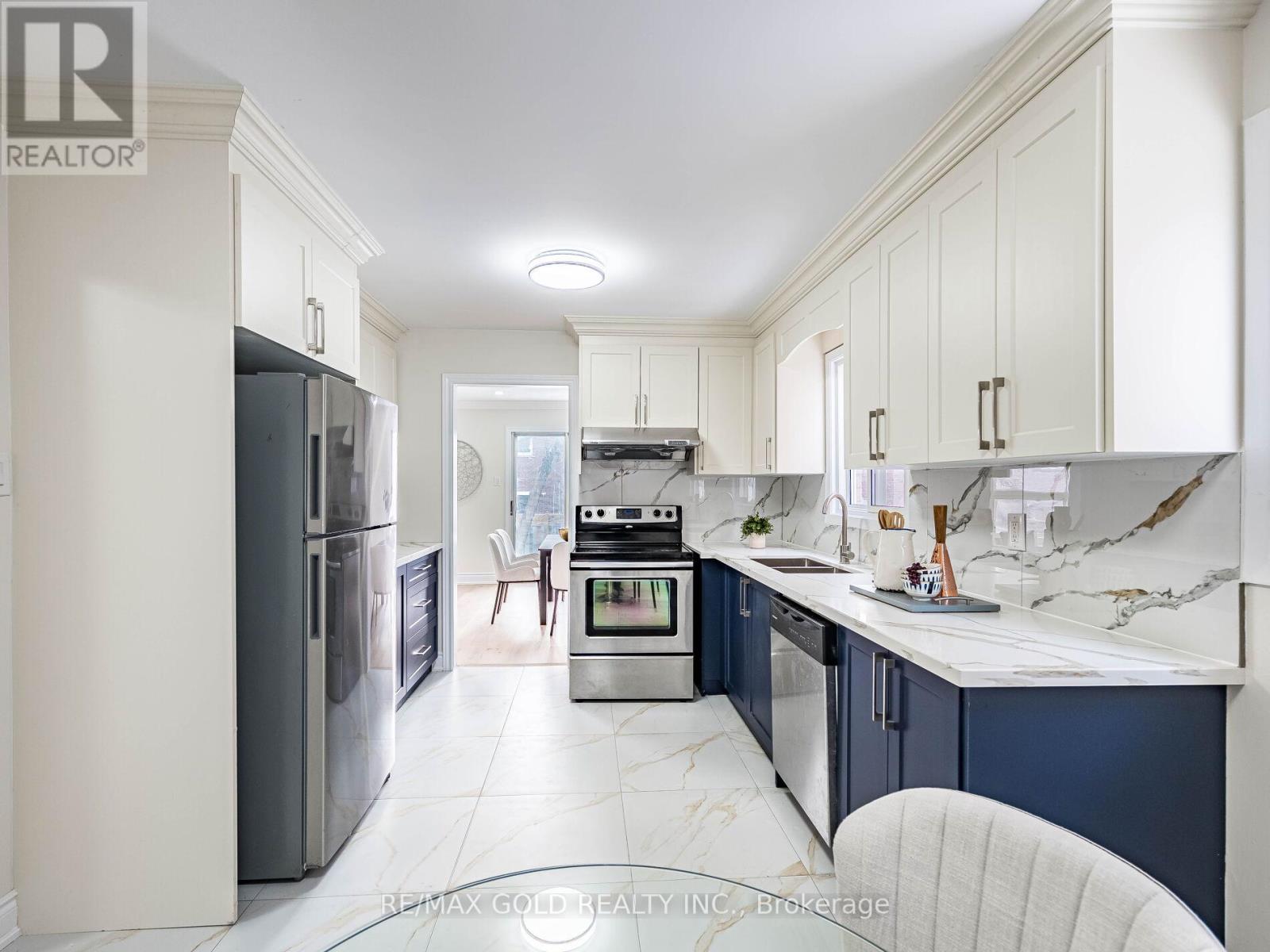 34 Daffodil Place, Brampton, Ontario  L6Y 3B6 - Photo 12 - W12784506