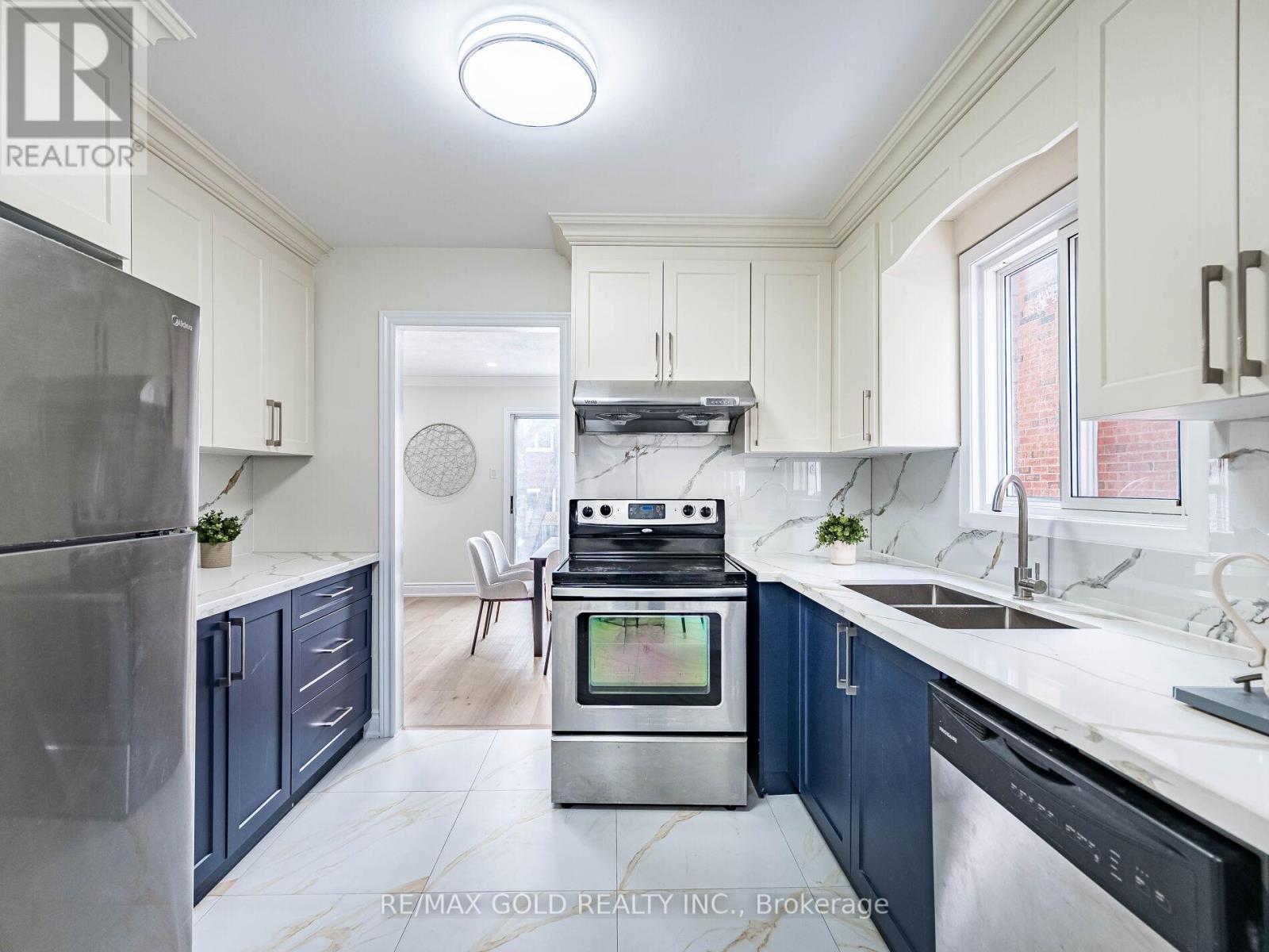 34 Daffodil Place, Brampton, Ontario  L6Y 3B6 - Photo 13 - W12784506