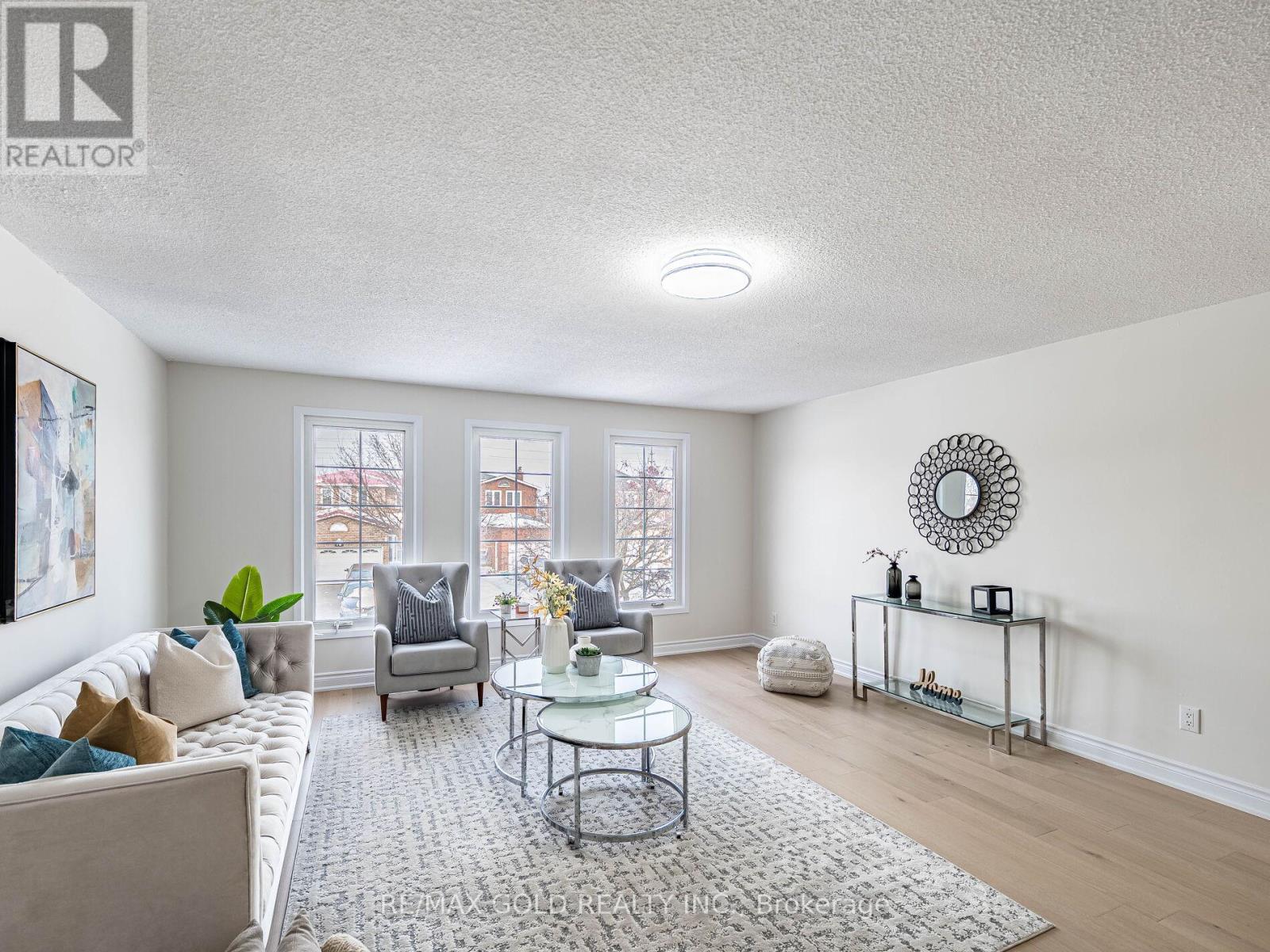 34 Daffodil Place, Brampton, Ontario  L6Y 3B6 - Photo 21 - W12784506