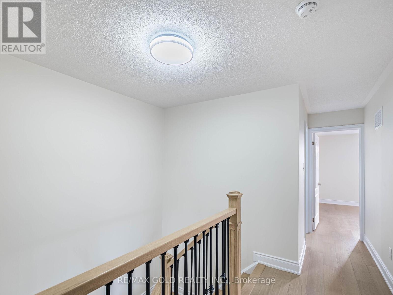 34 Daffodil Place, Brampton, Ontario  L6Y 3B6 - Photo 31 - W12784506