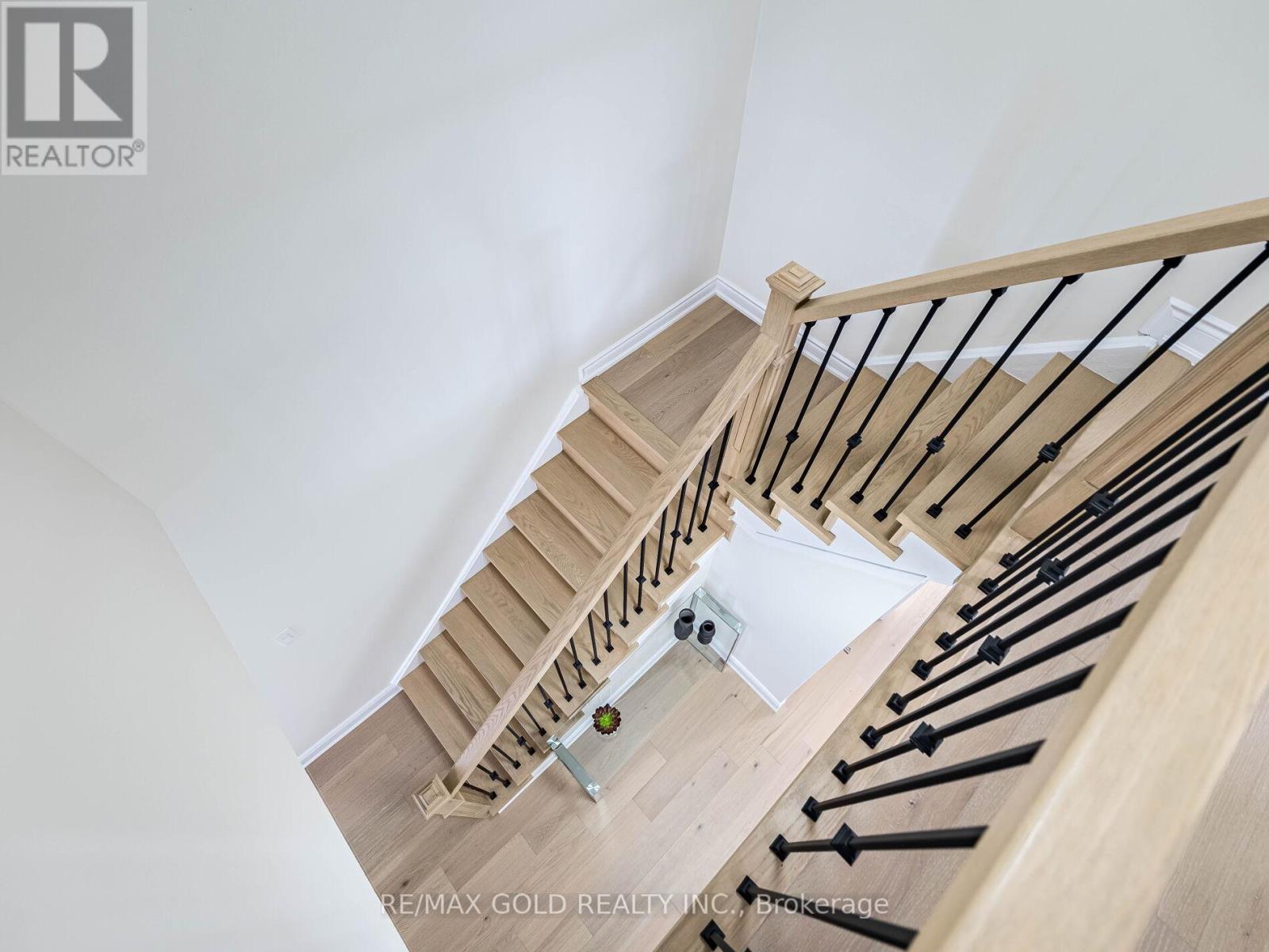 34 Daffodil Place, Brampton, Ontario  L6Y 3B6 - Photo 32 - W12784506