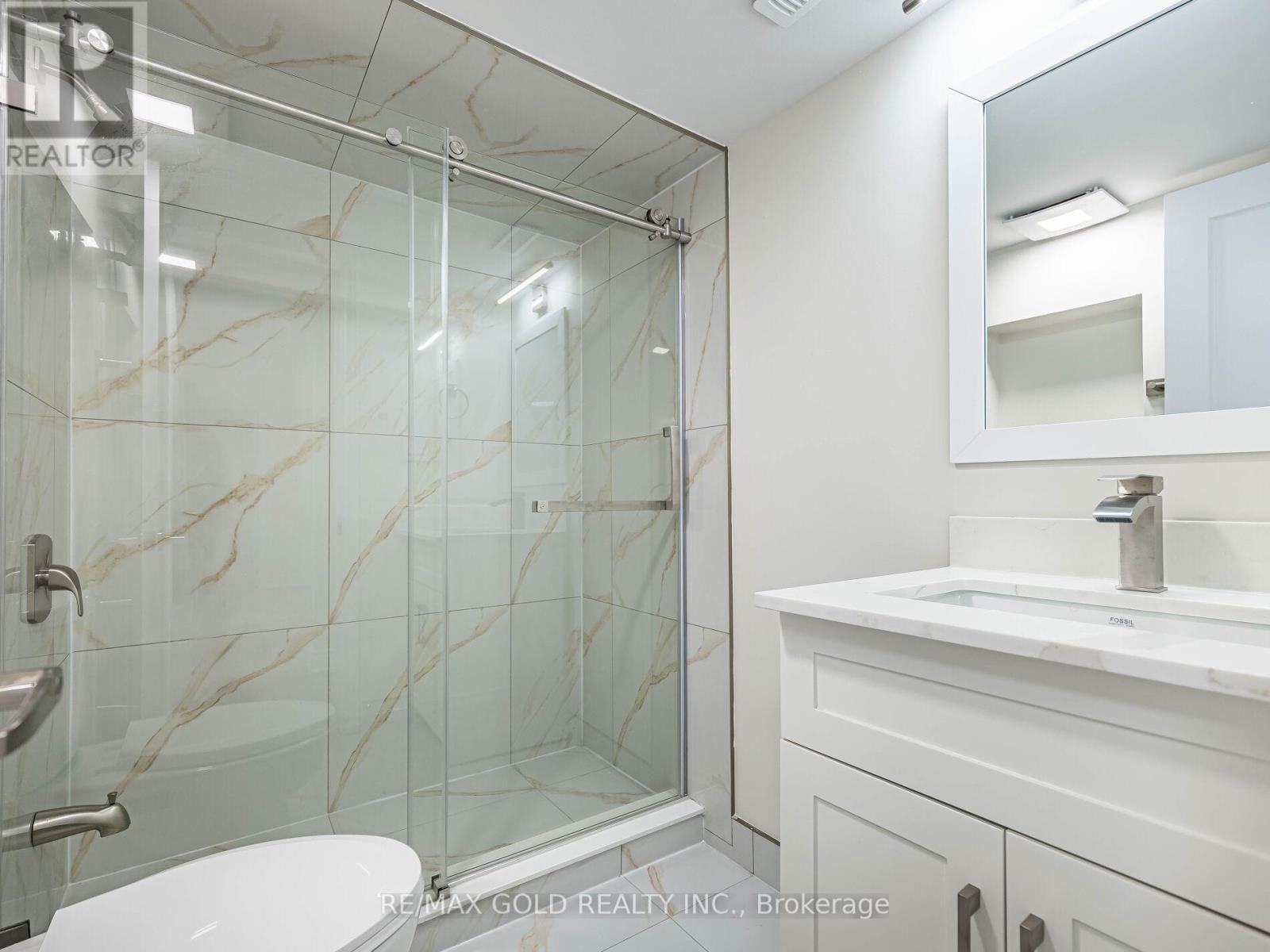 34 Daffodil Place, Brampton, Ontario  L6Y 3B6 - Photo 39 - W12784506