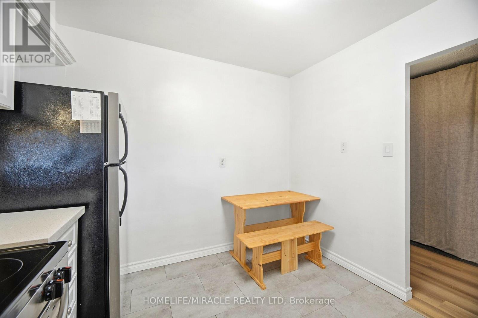 610 - 234 Albion Road, Toronto, Ontario  M9W 6A5 - Photo 6 - W12784516