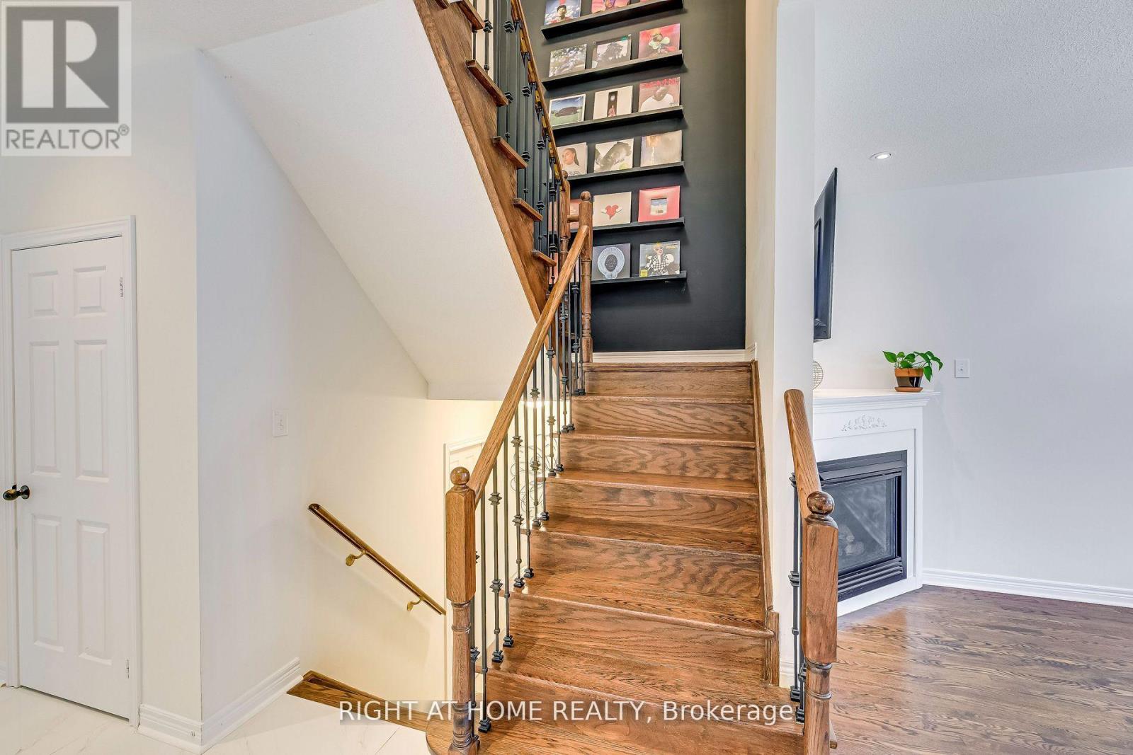 3228 Cabano Crescent, Mississauga, Ontario  L5M 0B9 - Photo 14 - W12784538