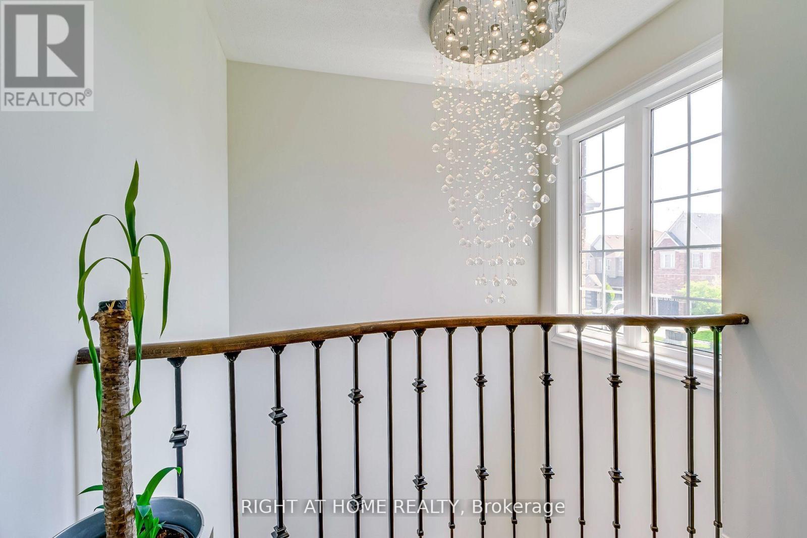 3228 Cabano Crescent, Mississauga, Ontario  L5M 0B9 - Photo 16 - W12784538