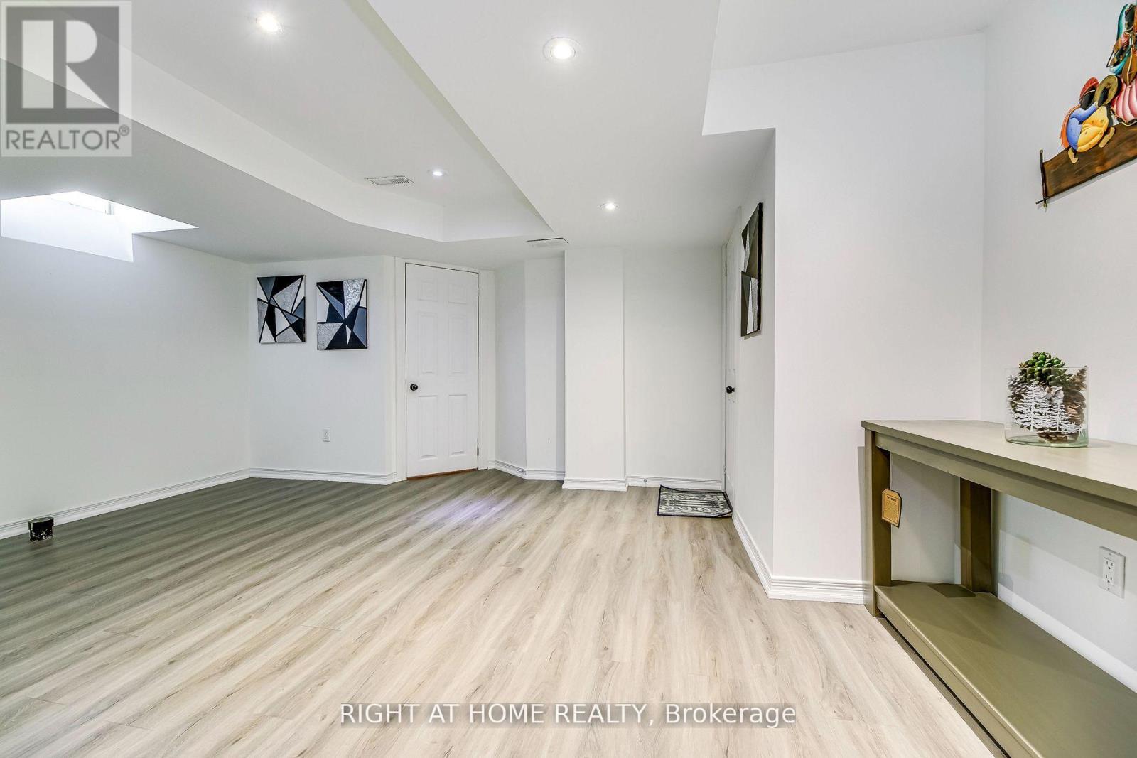 3228 Cabano Crescent, Mississauga, Ontario  L5M 0B9 - Photo 30 - W12784538